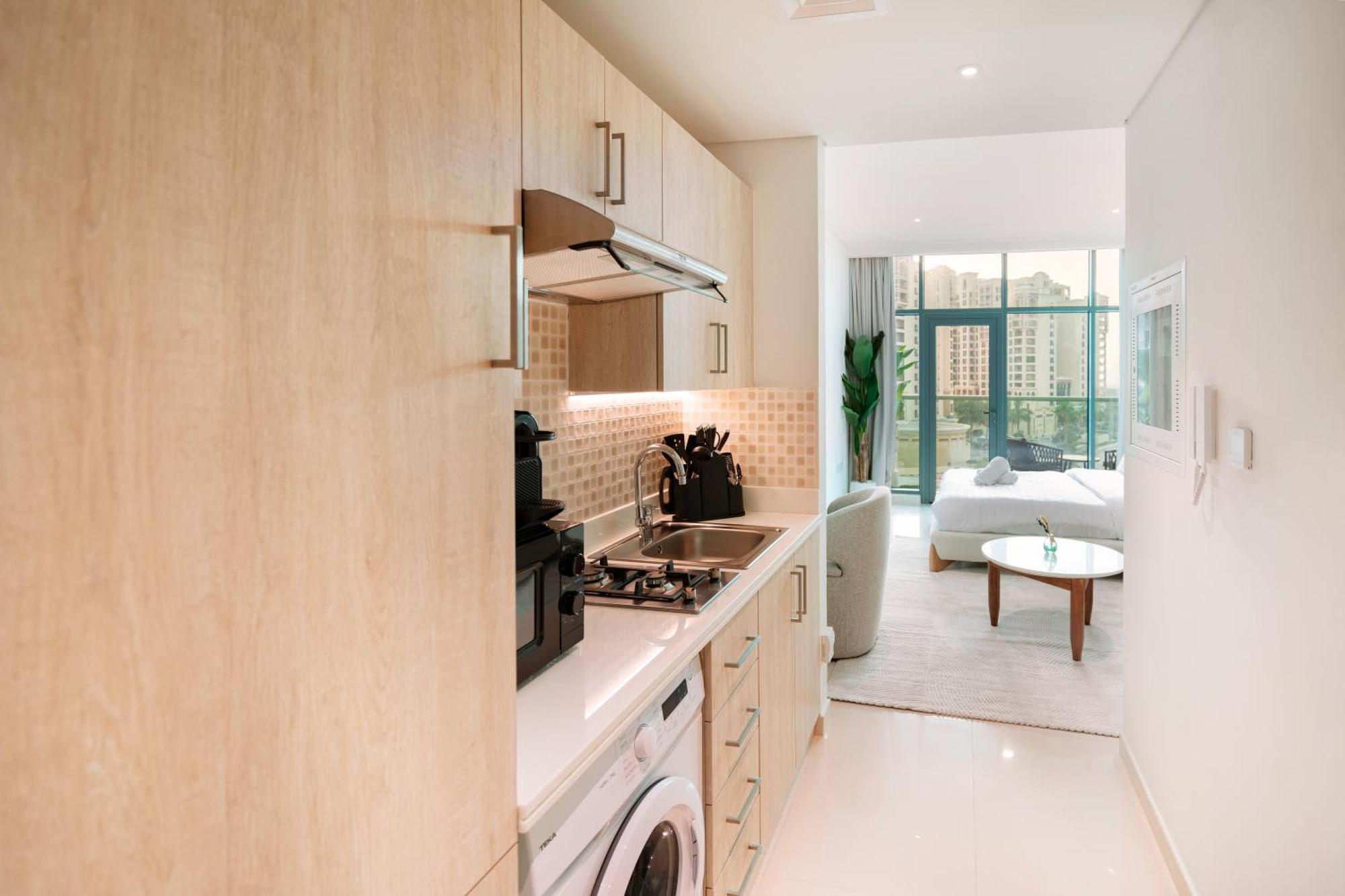 Apartment On Palm Jumeirah Parking