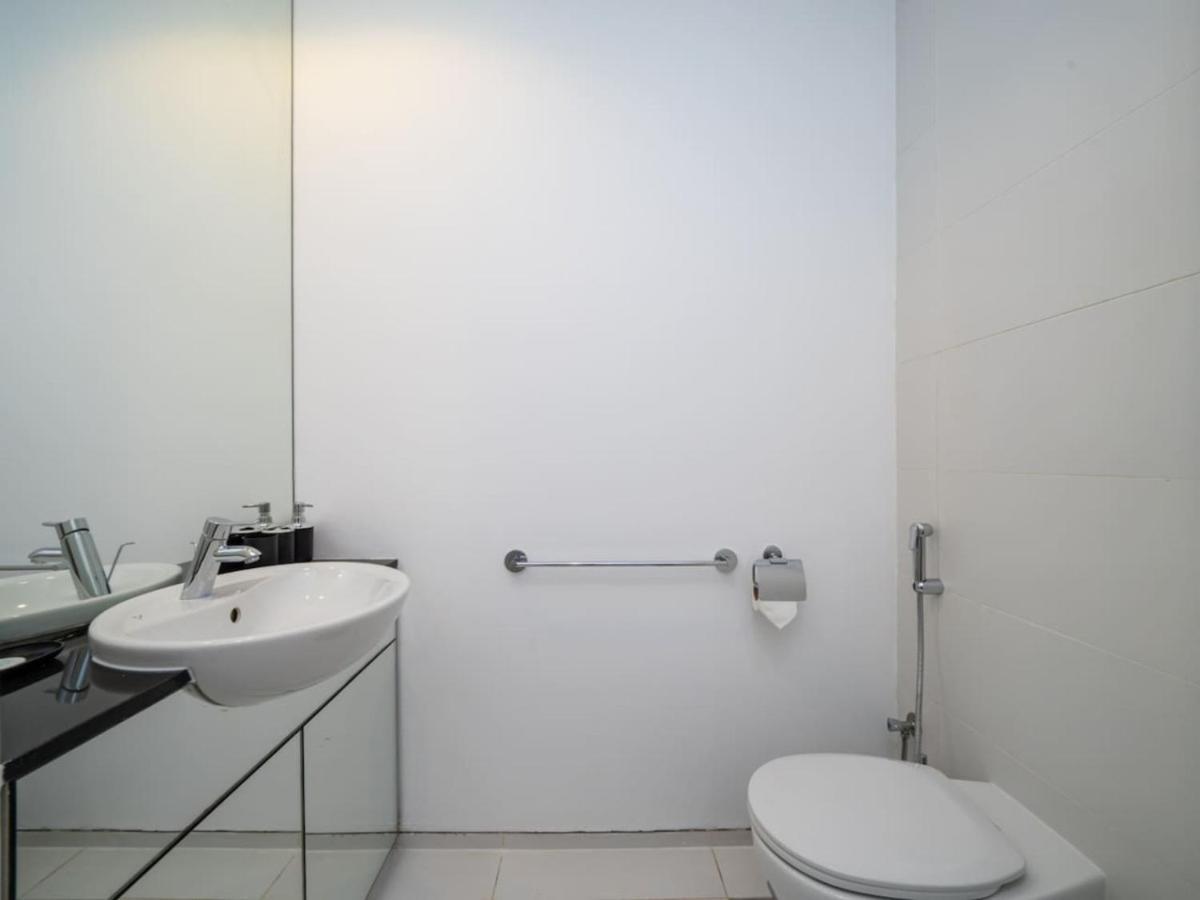 Luxury 1-bed Difc - Views In A Prime Area * Dubai