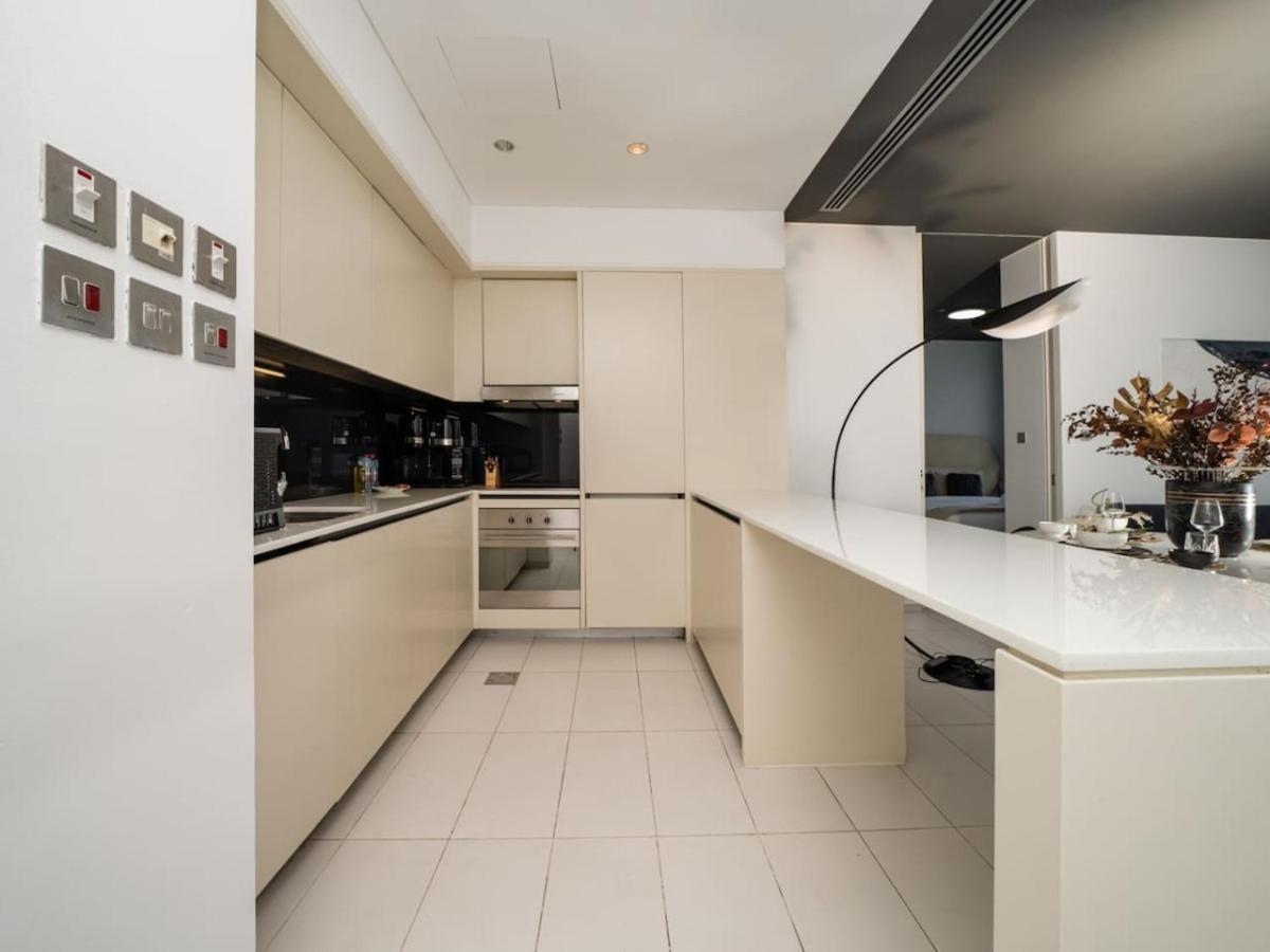 Luxury 1-bed Difc - Views In A Prime Area Apartment