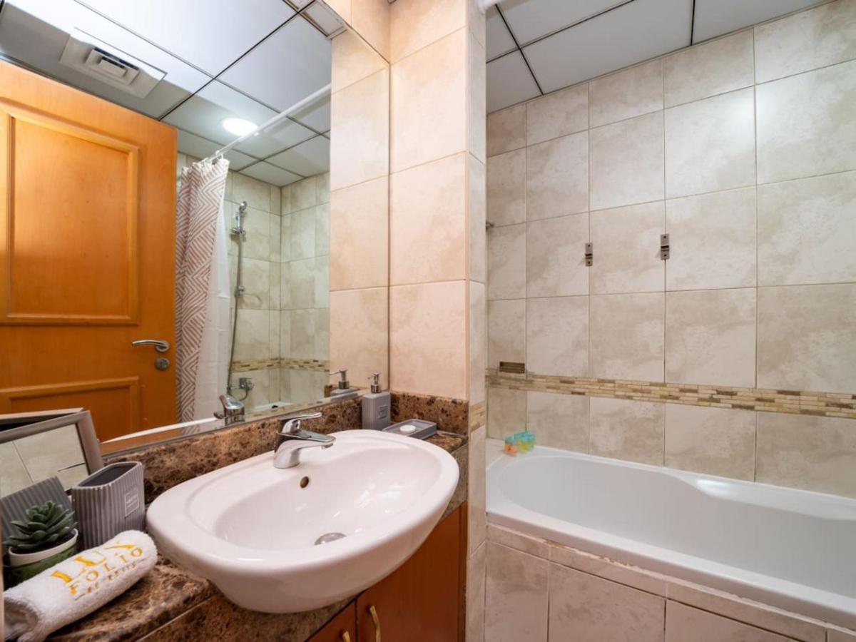 Apartment Marina 1 Bed With Direct Metro Access Dubai