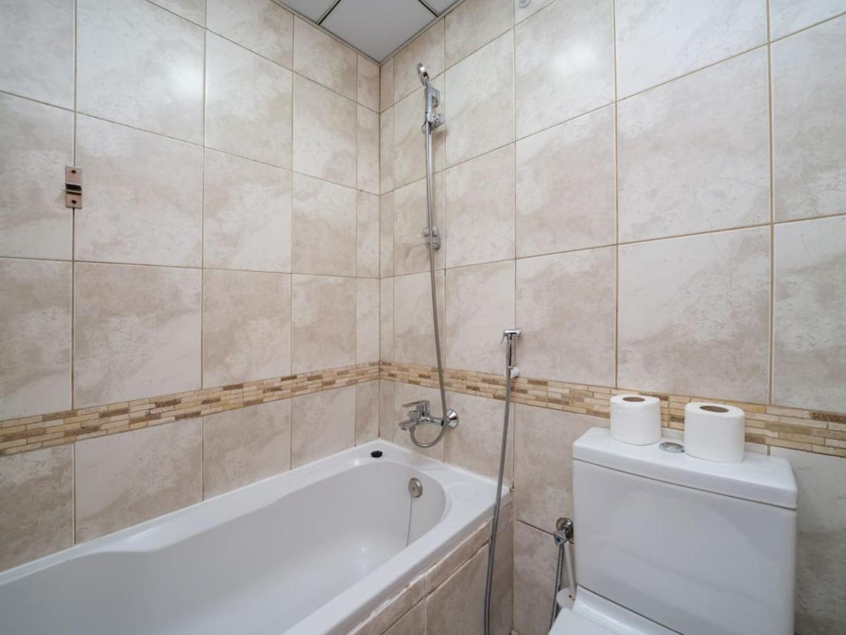Marina 1 Bed With Direct Metro Access Apartment Dubai