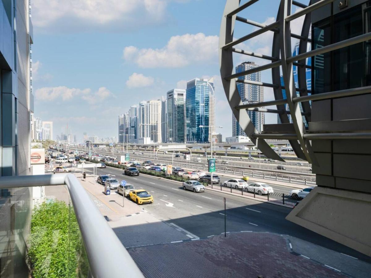 Marina 1 Bed With Direct Metro Access Dubai