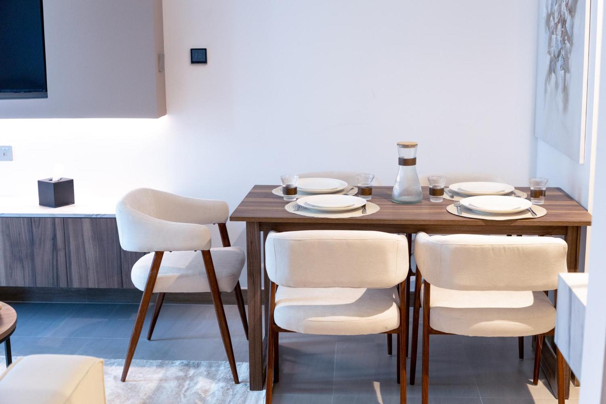 Apartment Lusso Hometels Missoni Business Bay Dubai