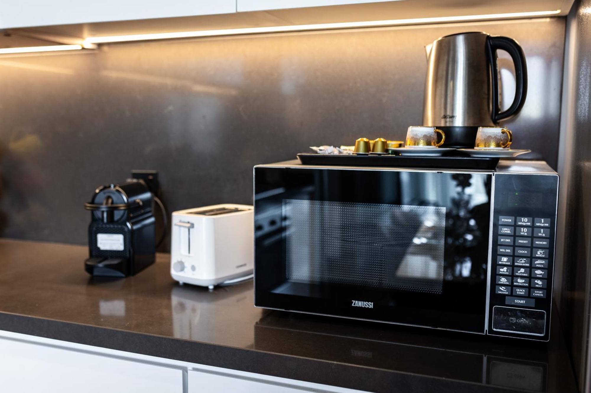 Eden's Homes & - Vida Marina Residences Apartment Dubai