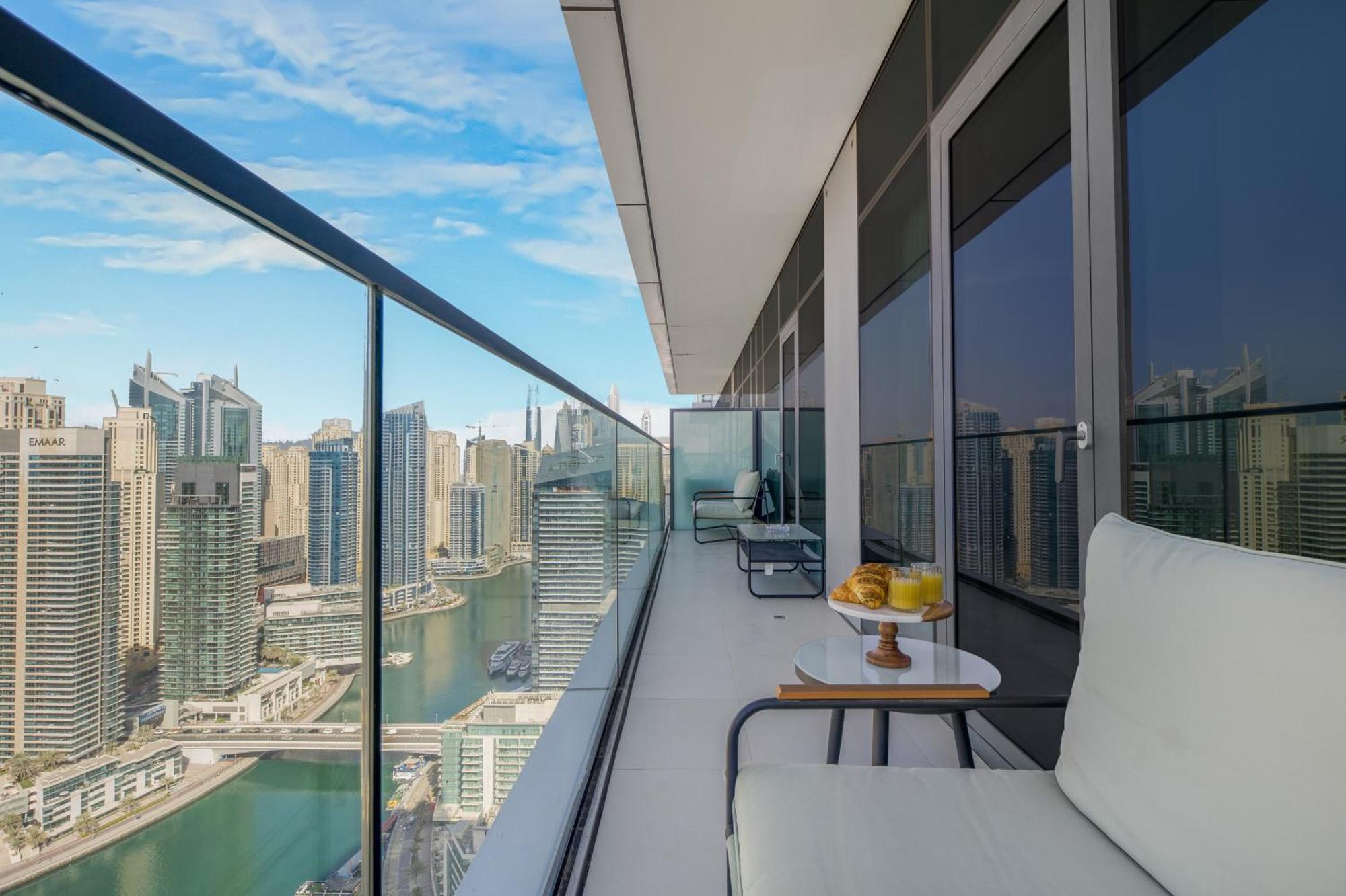 Apartment Eden's Homes & - Vida Marina Residences Dubai