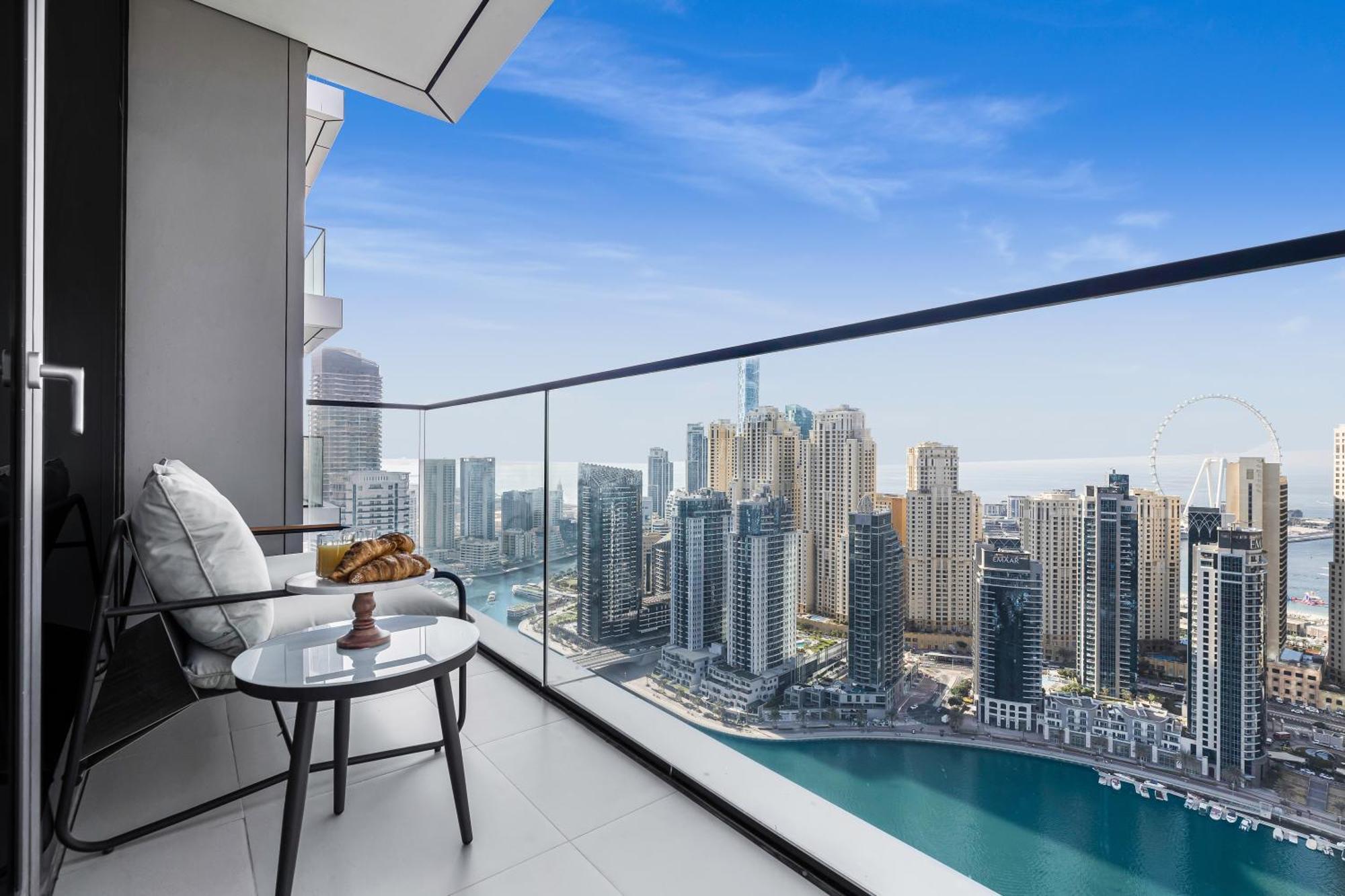 Apartment Eden's Homes & - Vida Marina Residences *