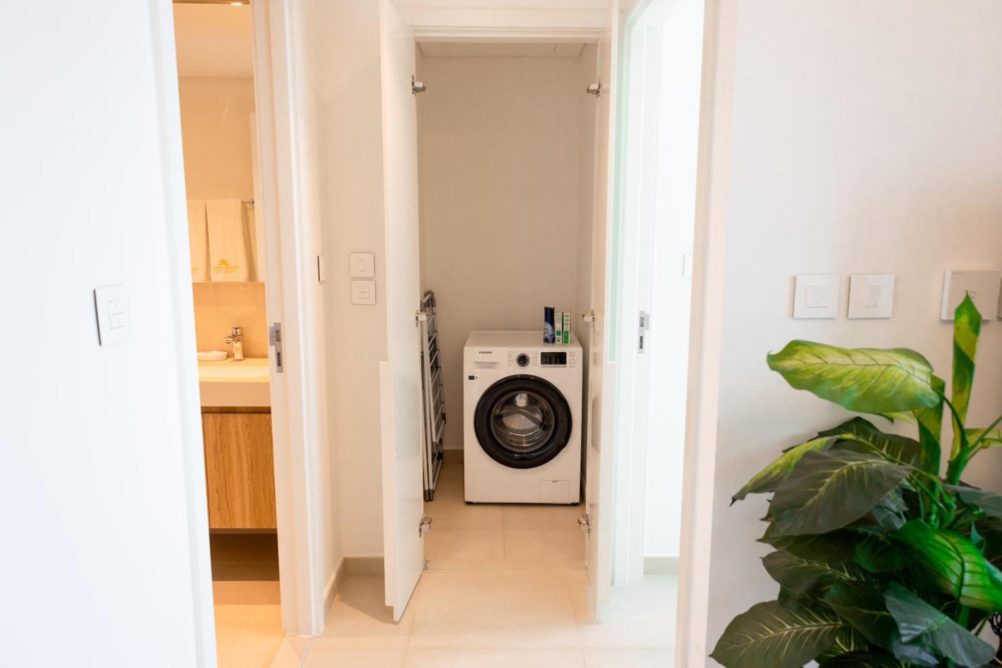Ina Homes - 1bhk Downtown Views Direct Access To Mall Dubai