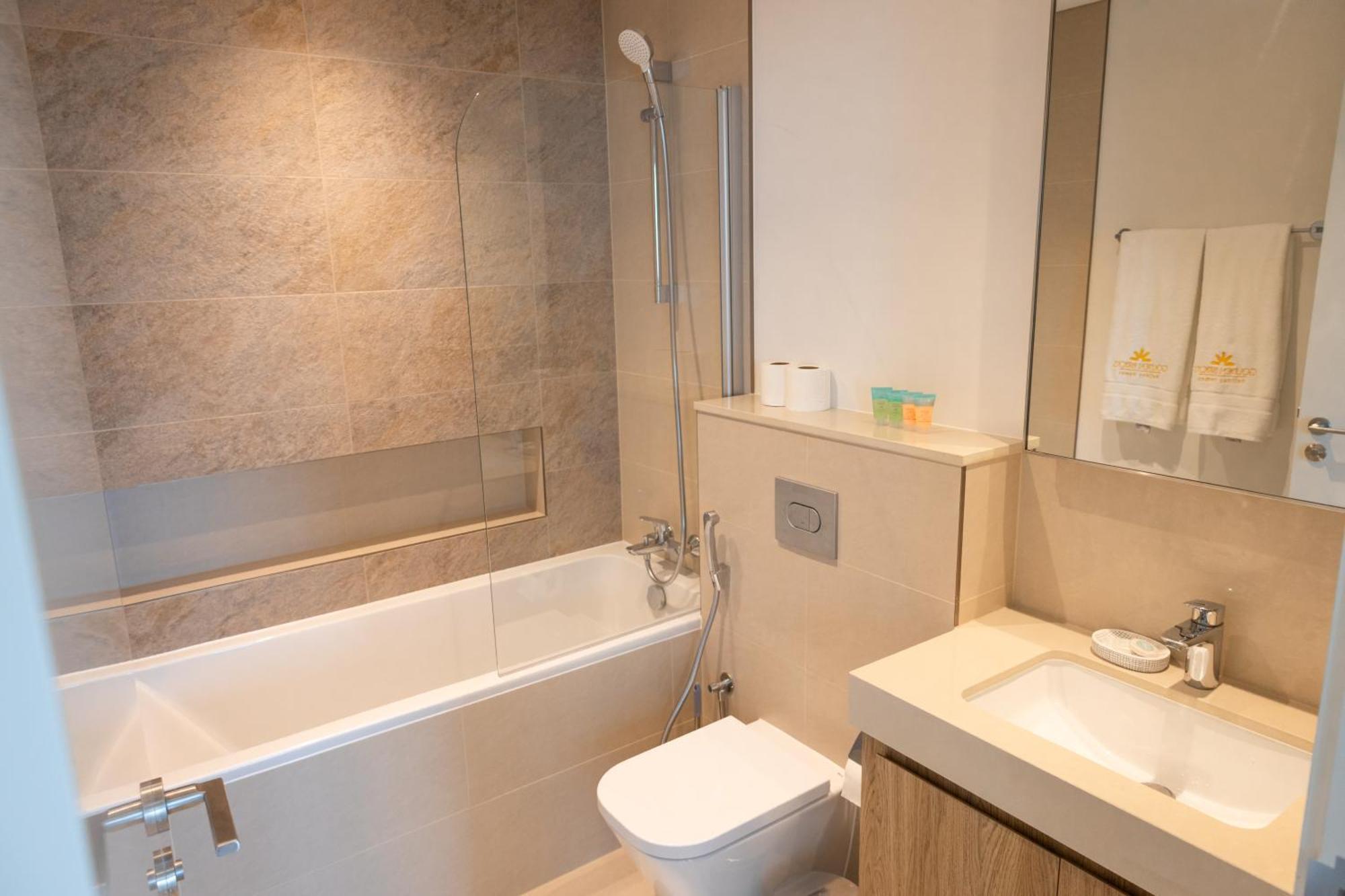 Ina Homes - 1bhk Downtown Views Direct Access To Mall Apartment *