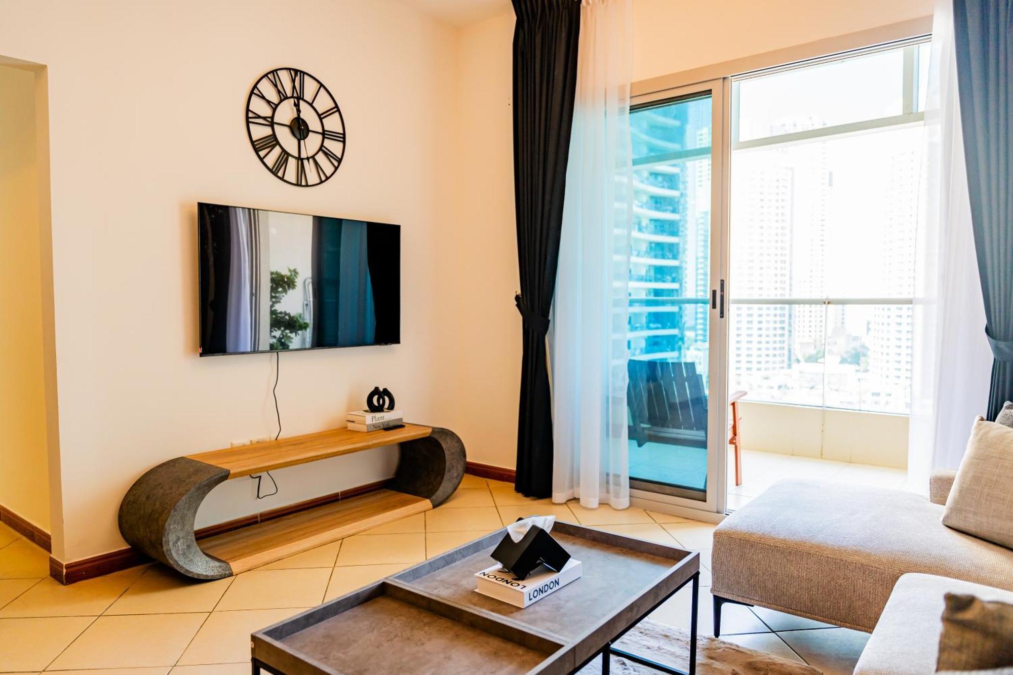 Marina Cozy Near Metro - With Aiuuaa Apartment *