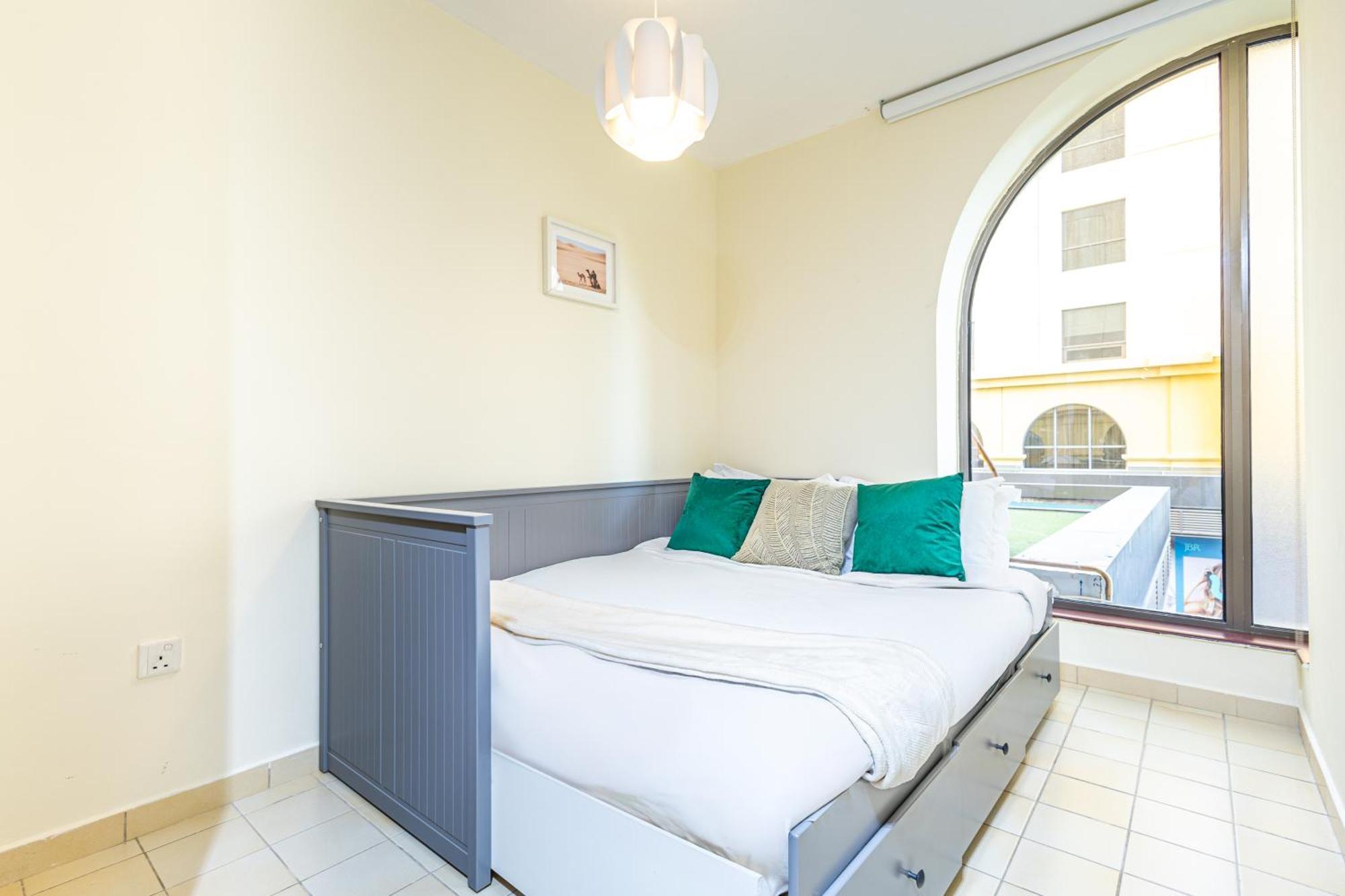 Family & Group Paradise - Jbr 3 Min Walk - Ain Views - Heart Of Jbr - 14 People