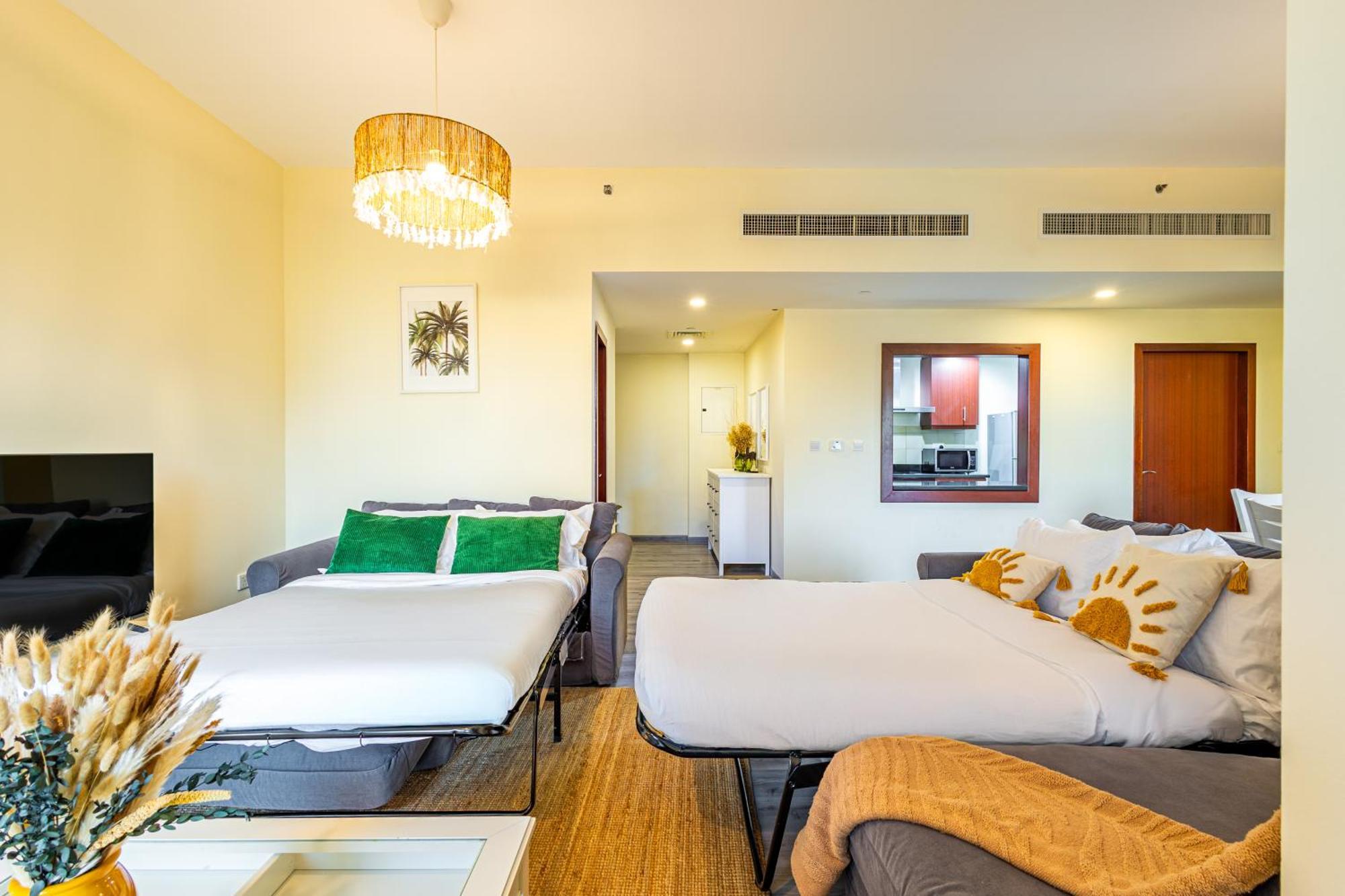 Family & Group Paradise - Jbr 3 Min Walk - Ain Views - Heart Of Jbr - 14 People Apartment