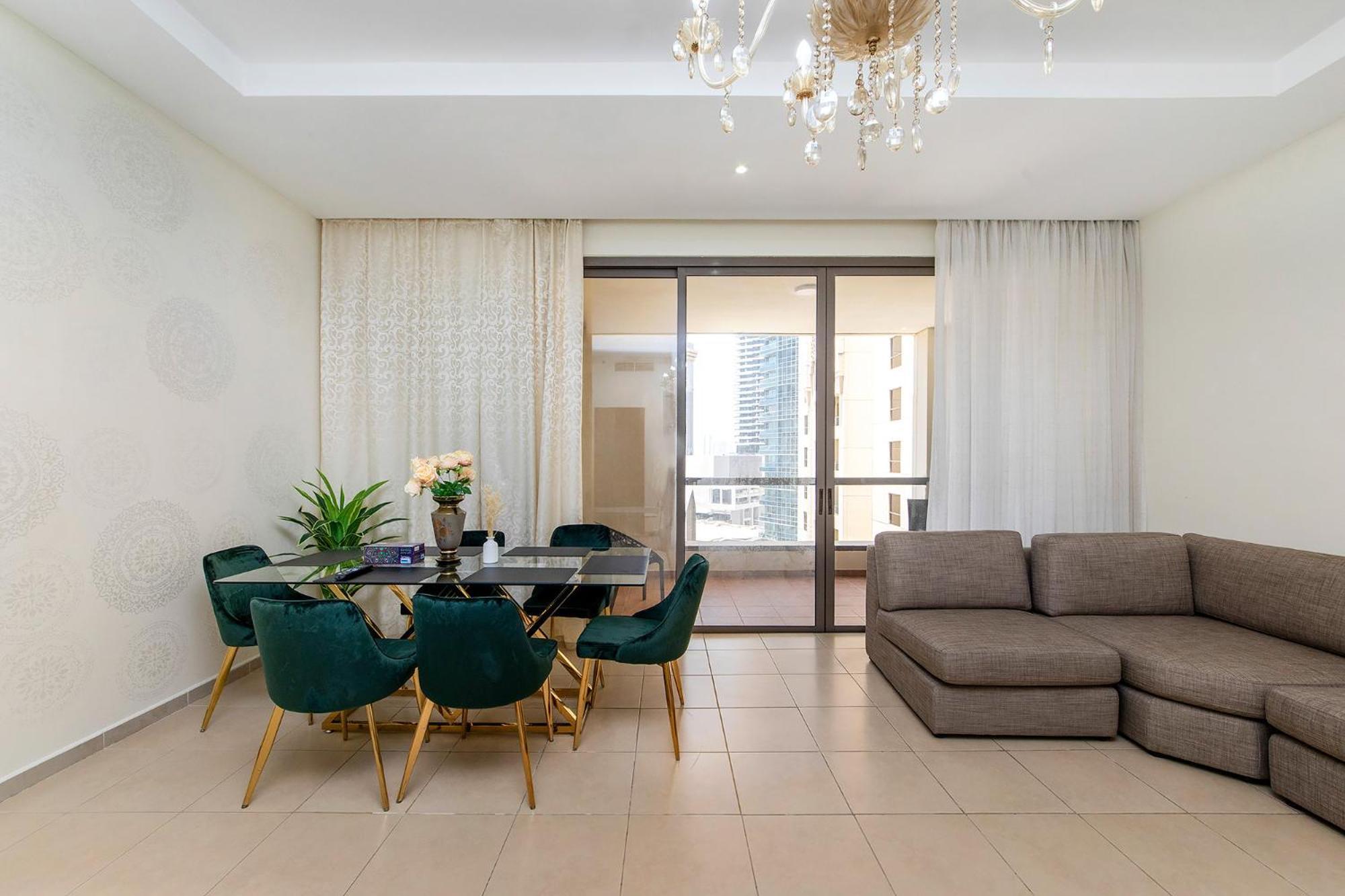 Premium 2bdr View Bahar 4 Jbr Apartment *