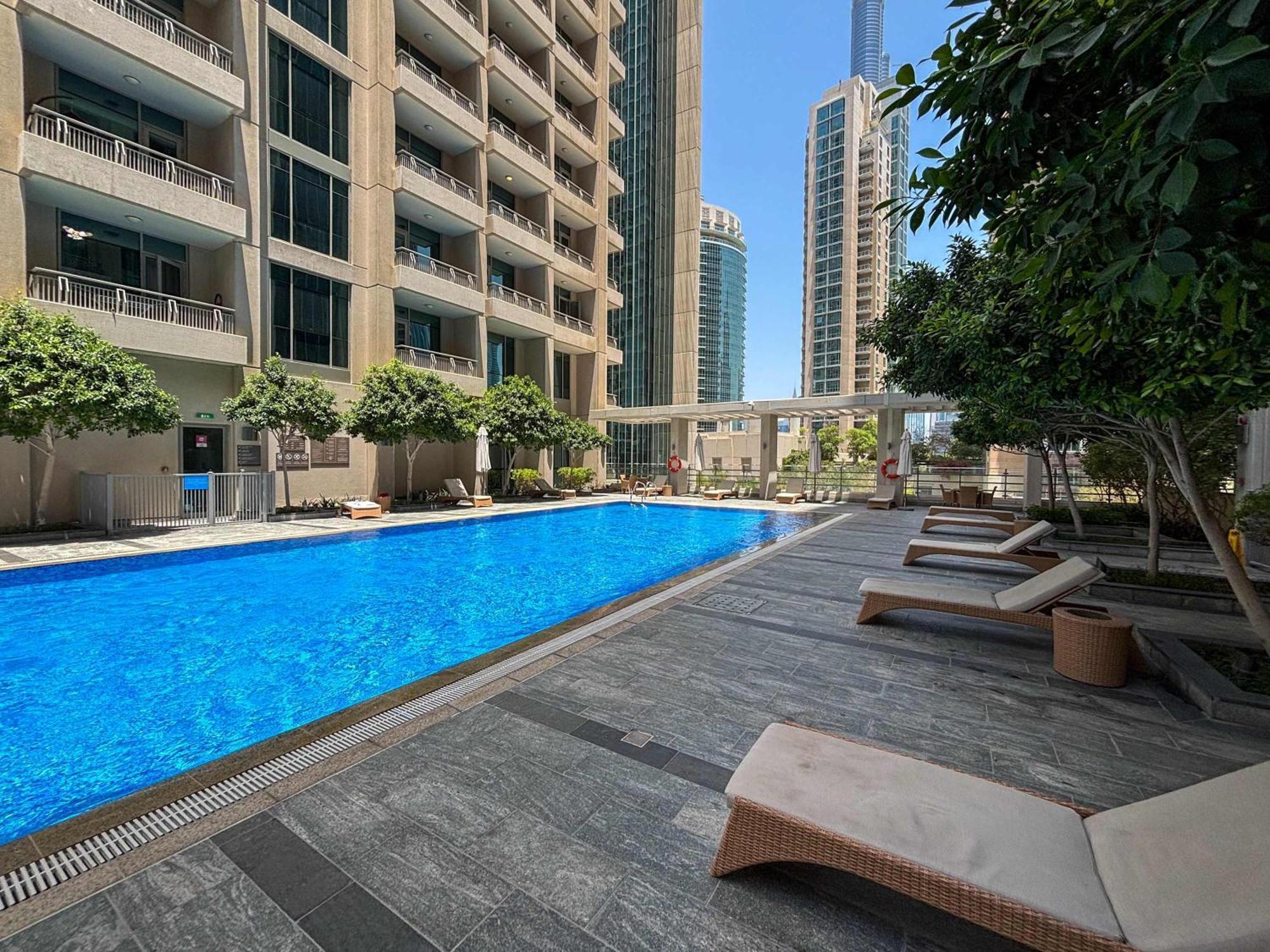 Frank Porter - Boulevard Tower 1 Apartment