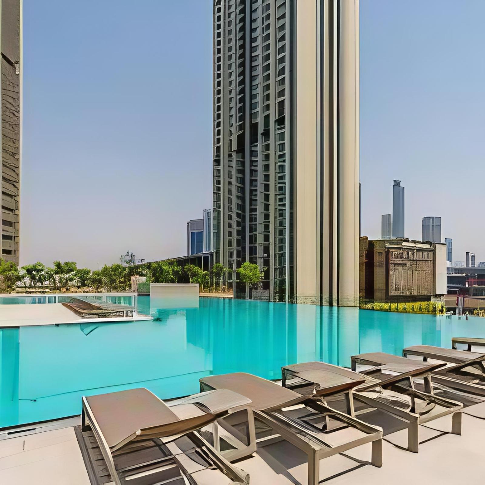 Chic & Luxurious With Burj Khalifa View