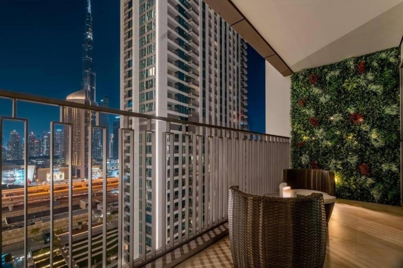 Apartment Chic & Luxurious With Burj Khalifa View *