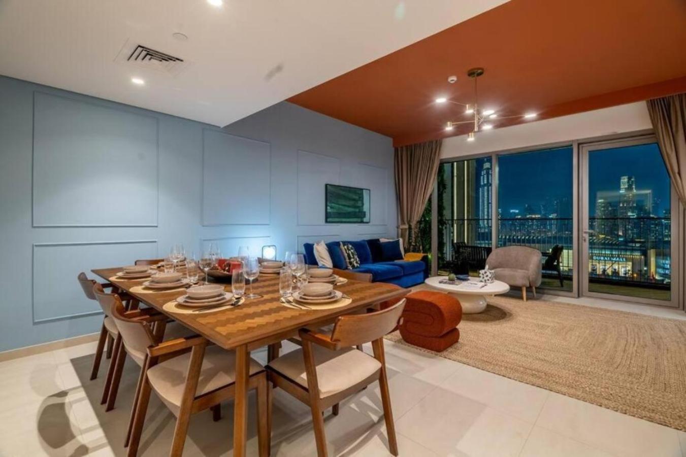 Apartment Chic & Luxurious With Burj Khalifa View