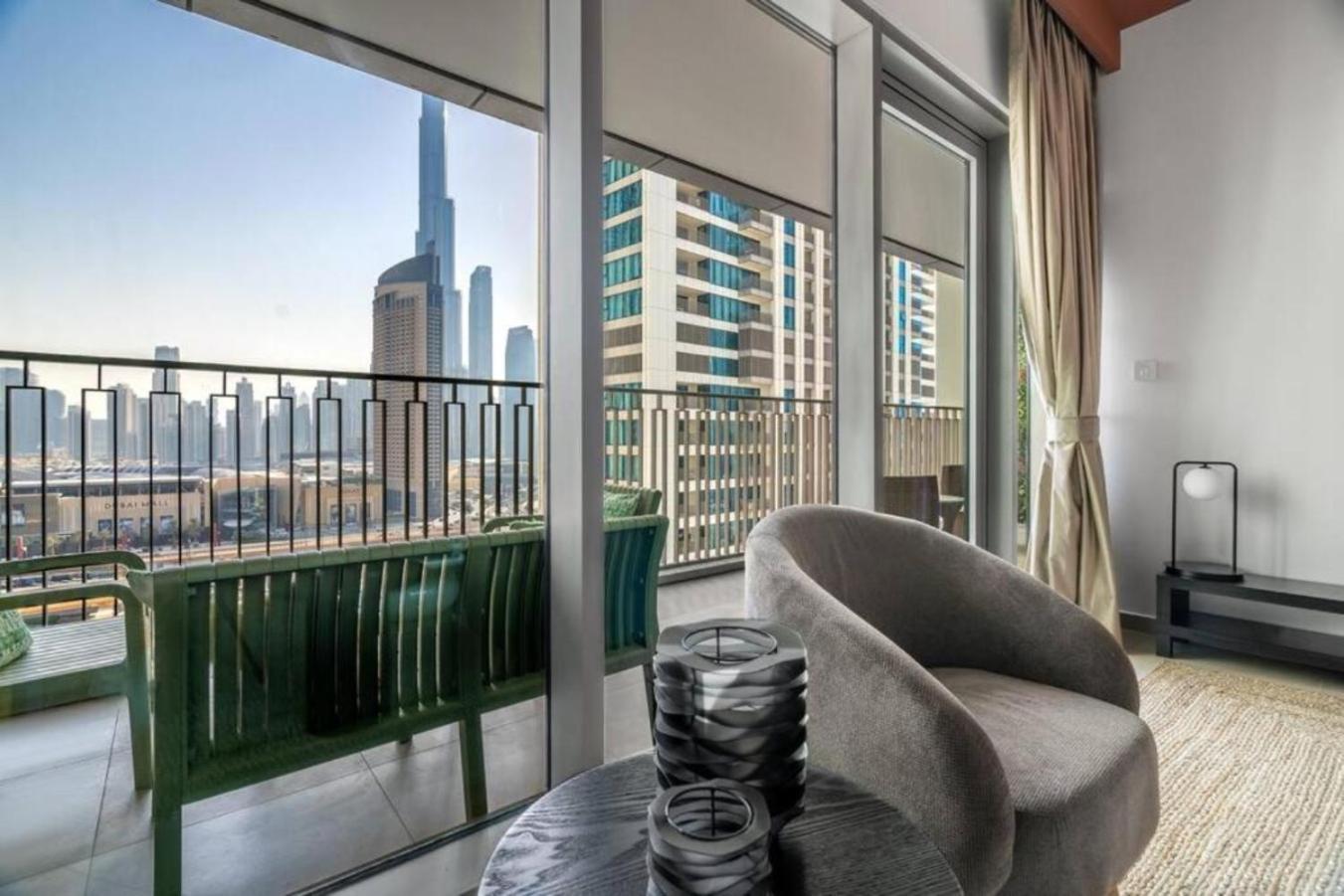 Chic & Luxurious With Burj Khalifa View *