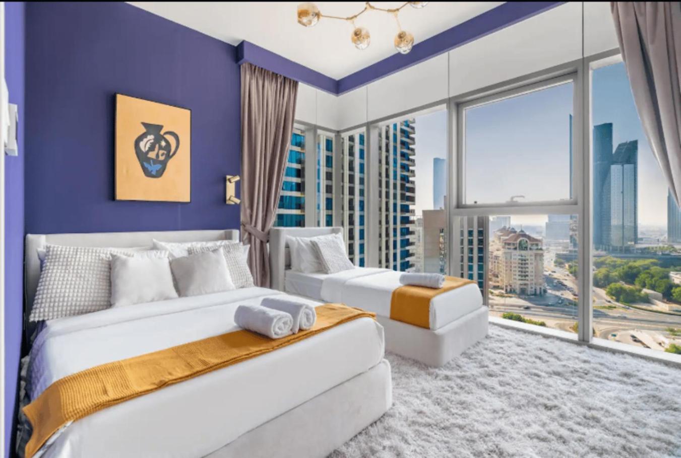 Chic & Luxurious With Burj Khalifa View Apartment *