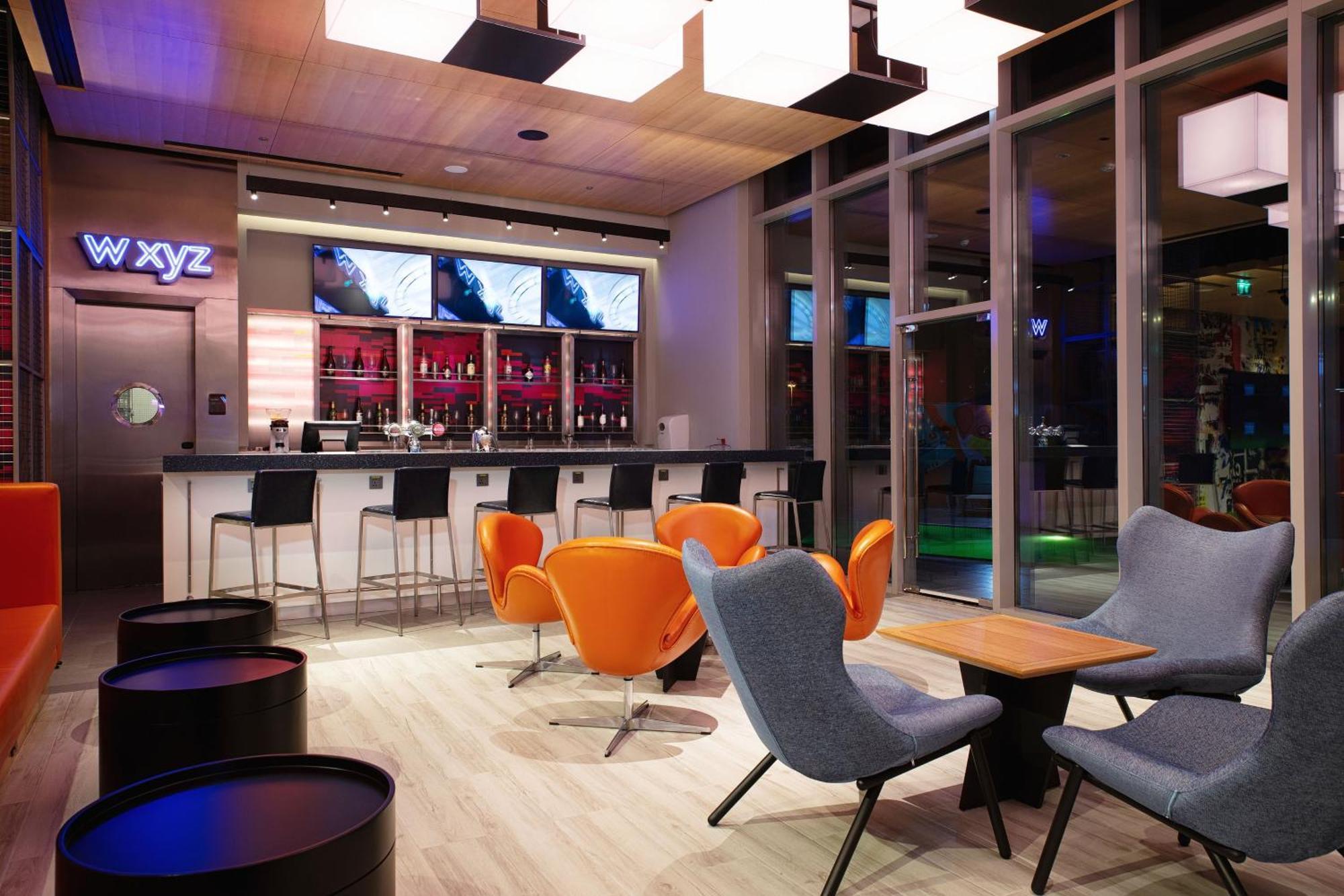 Hotel Aloft South 4*
