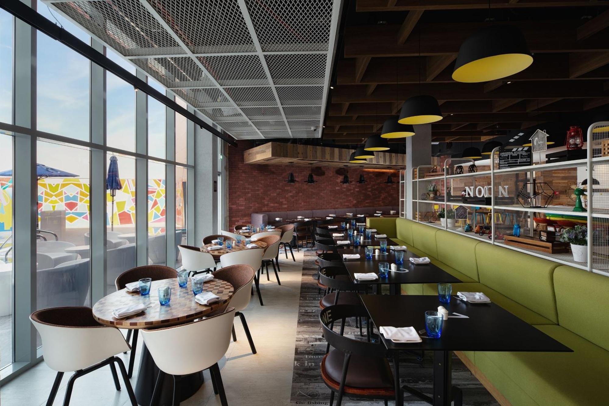 Aloft South Hotel