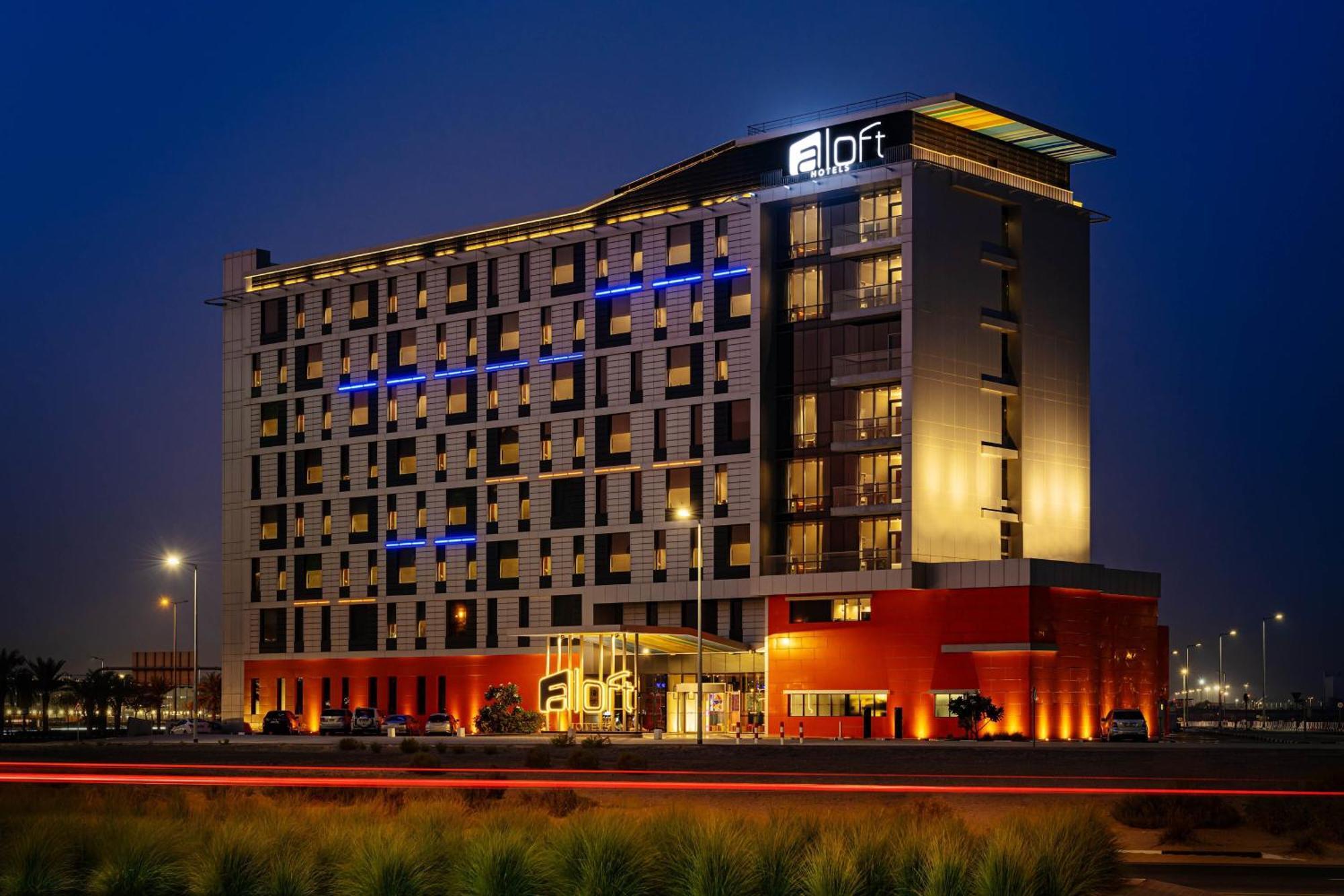 Aloft South Hotel 4*