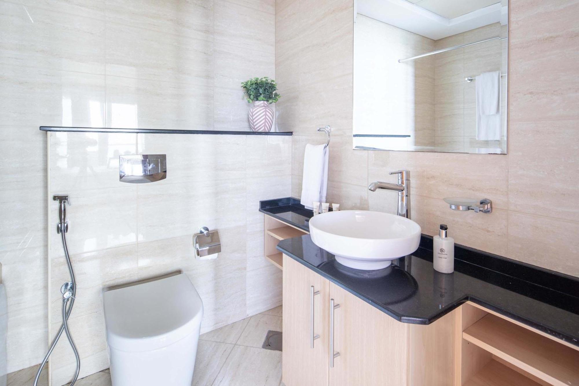 Apartment Frank Porter - Ocean Heights, Marina Dubai