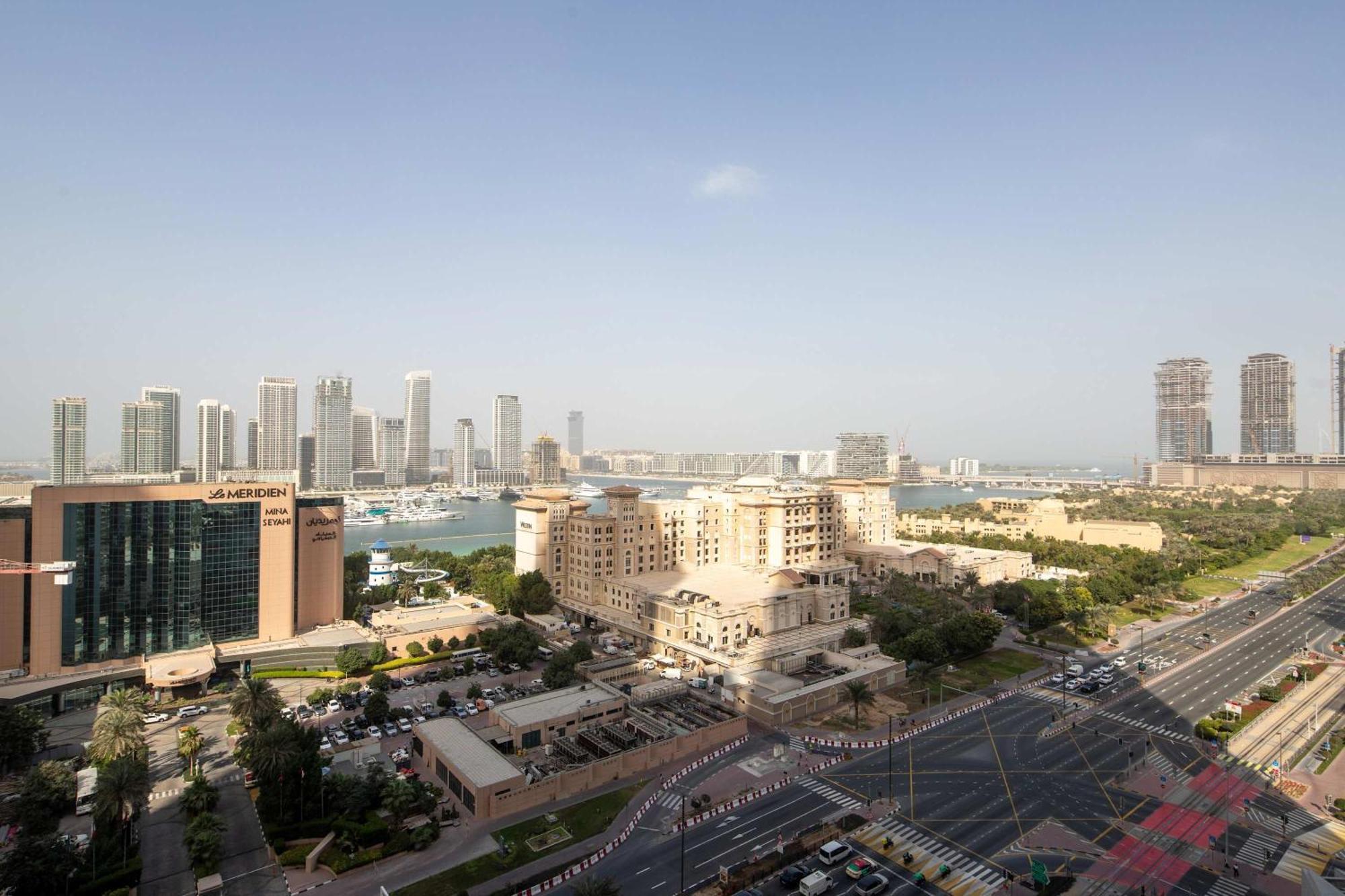 Frank Porter - Ocean Heights, Marina Dubai