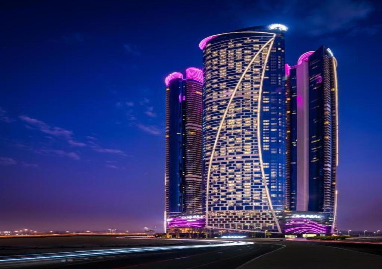 Spacious 1br In Damac Paramount Towers Bb Apartment Dubai