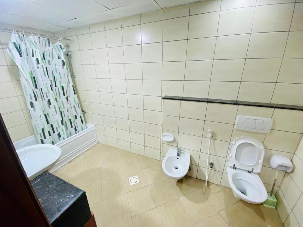 Panoramic Partation With Amazing View Close To Mall Of Emirates Homestay *
