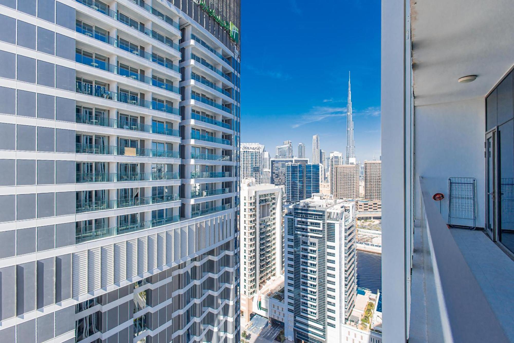 Welhome - Opulent Retreat With Panoramic Cityscape Views Dubai