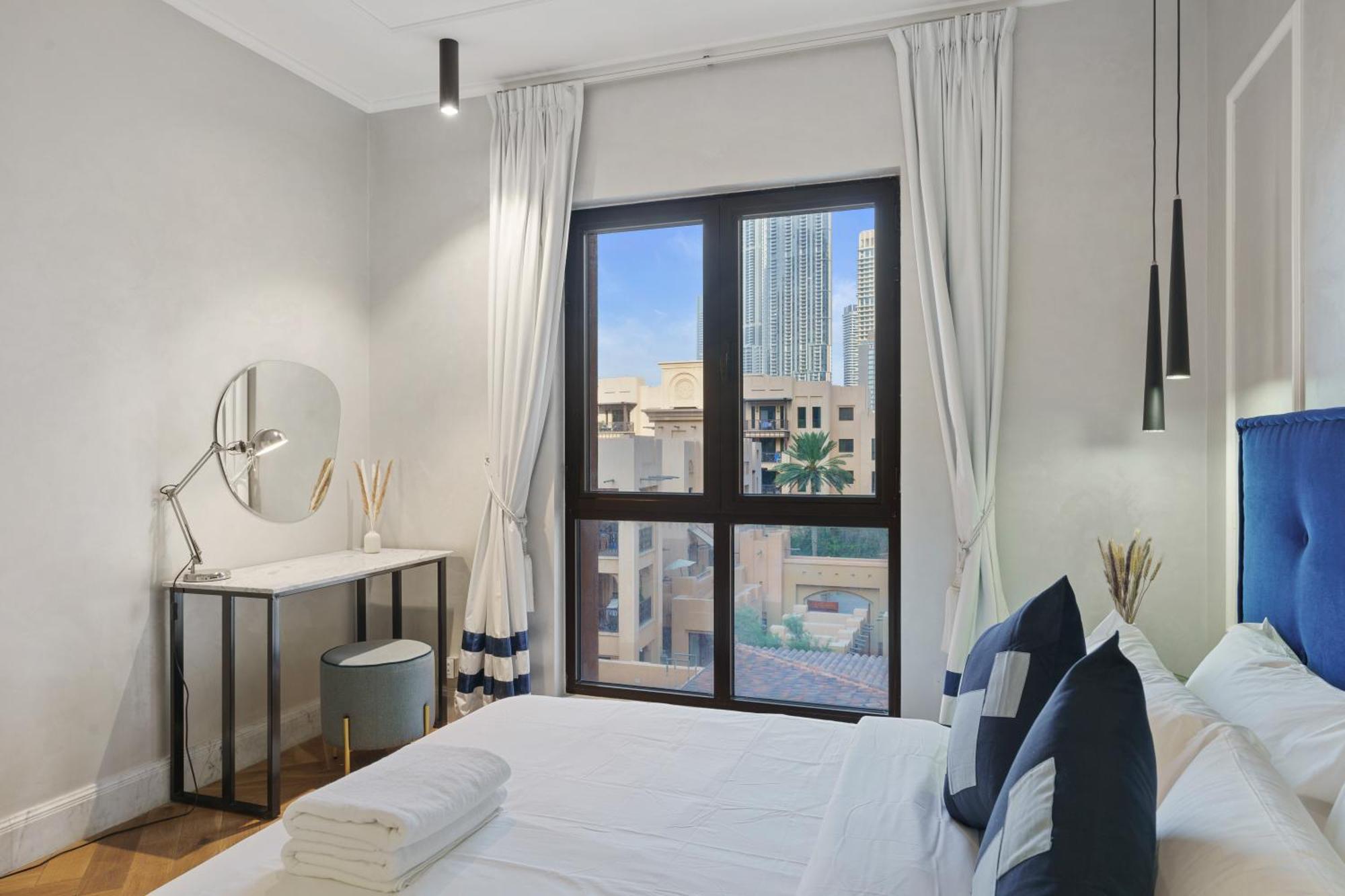 Serene 1br In Zanzebeel 1 With Burj Khalifa View *