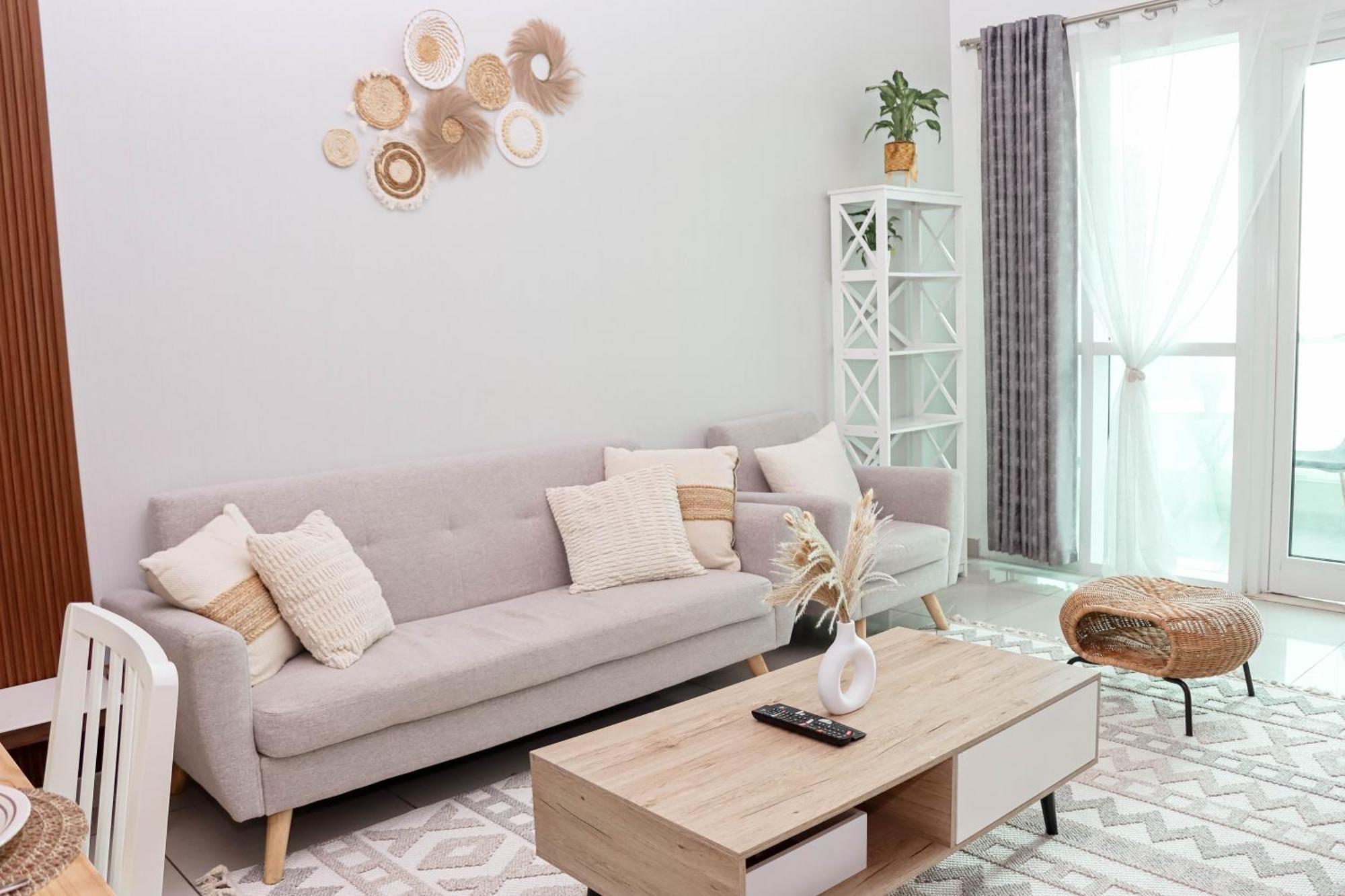 Vista Lavisha Vacation - Elegant 1bdr With Stunning Sea View And Partial Canal View Apartment *