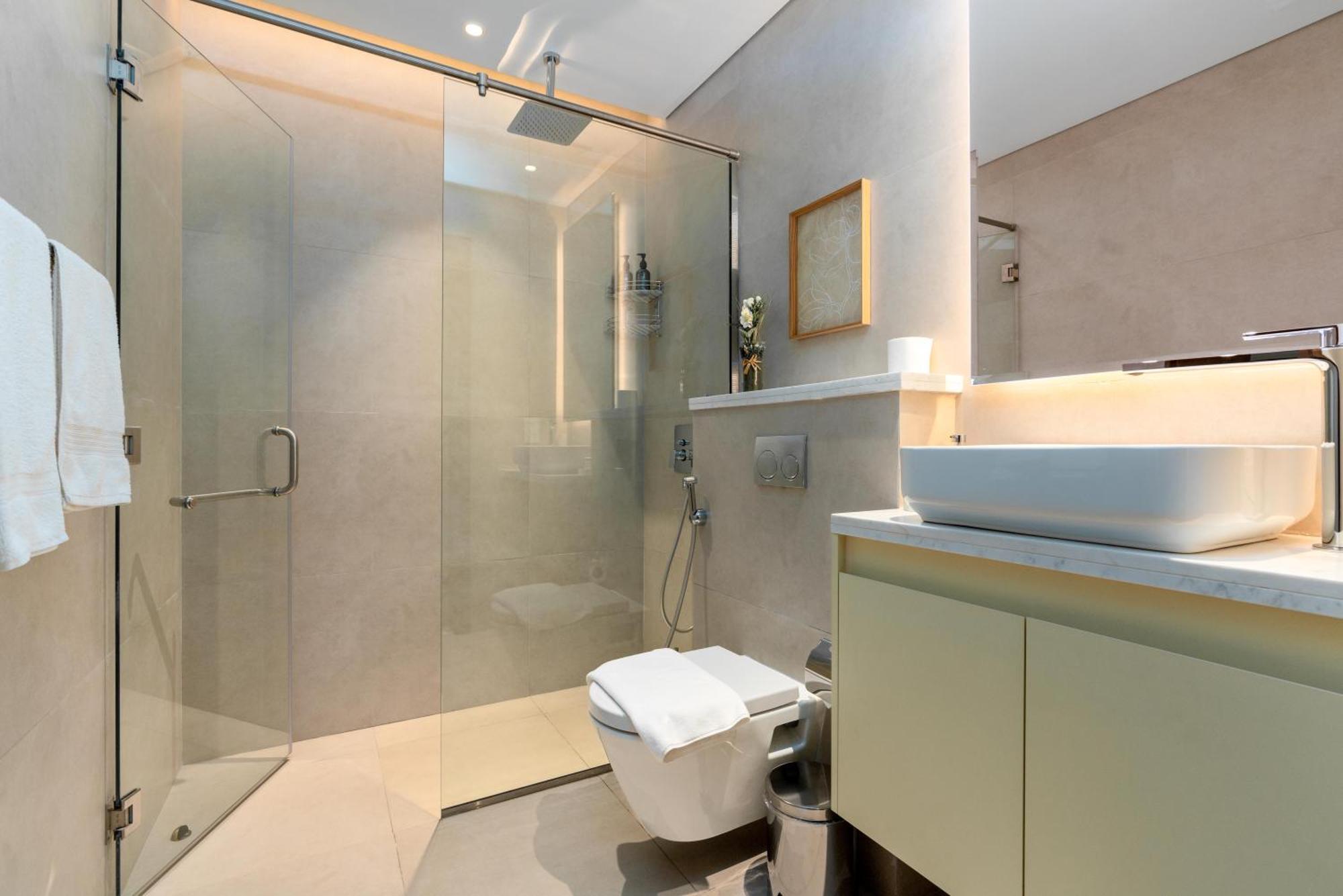 White Sage New Large 1br At Jvc Dubai