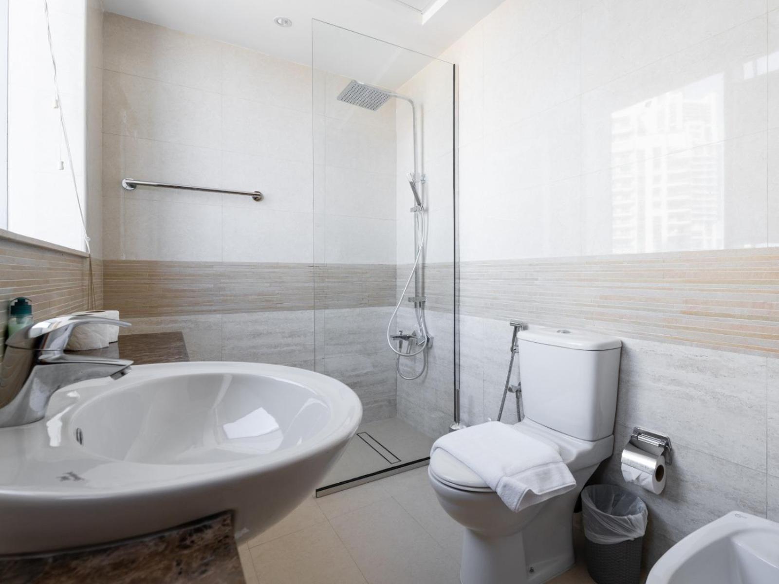 Apartment Cozy And Relaxing 2bdr In Trident - Marina Dubai
