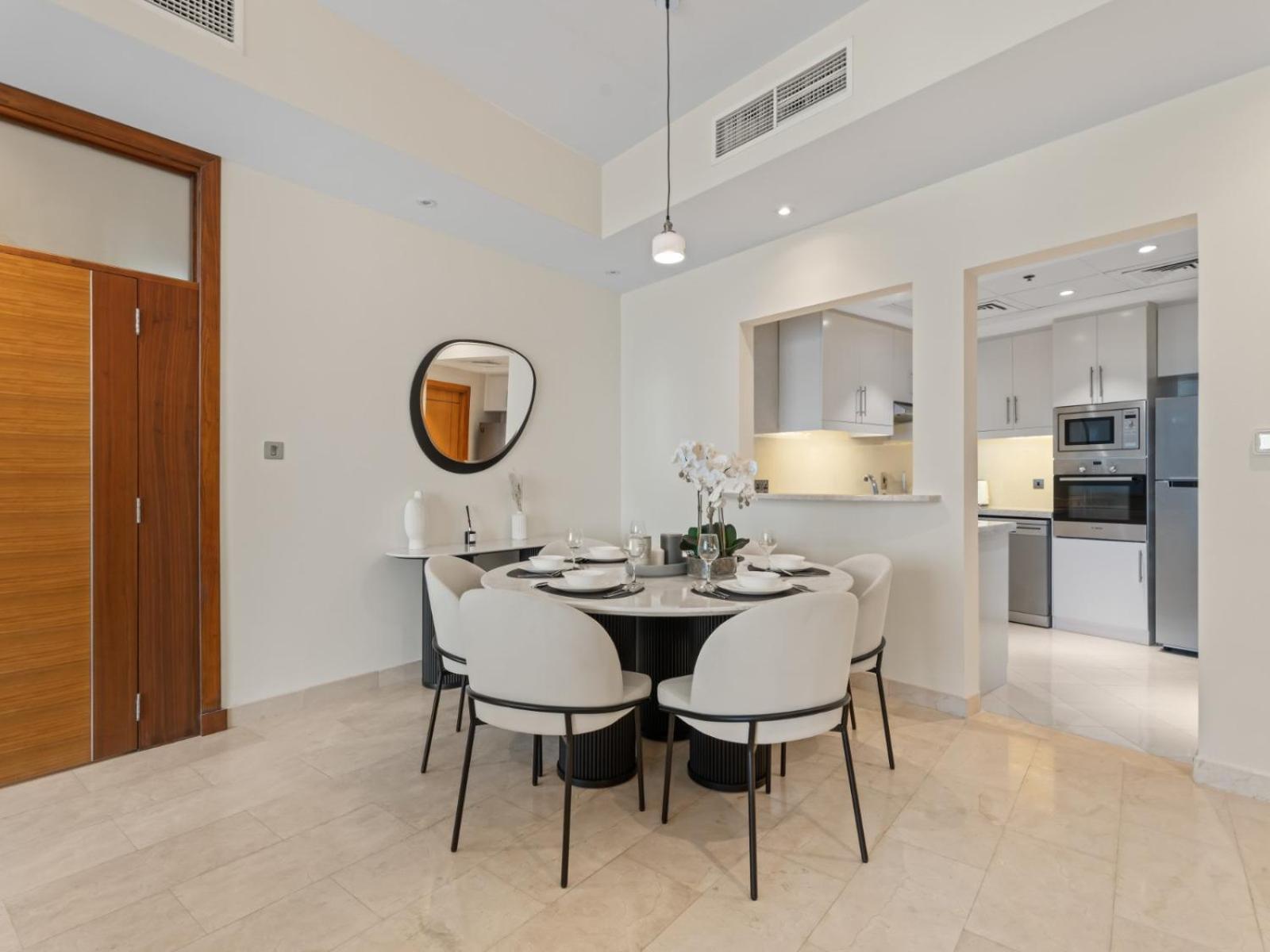 Cozy And Relaxing 2bdr In Trident - Marina Dubai