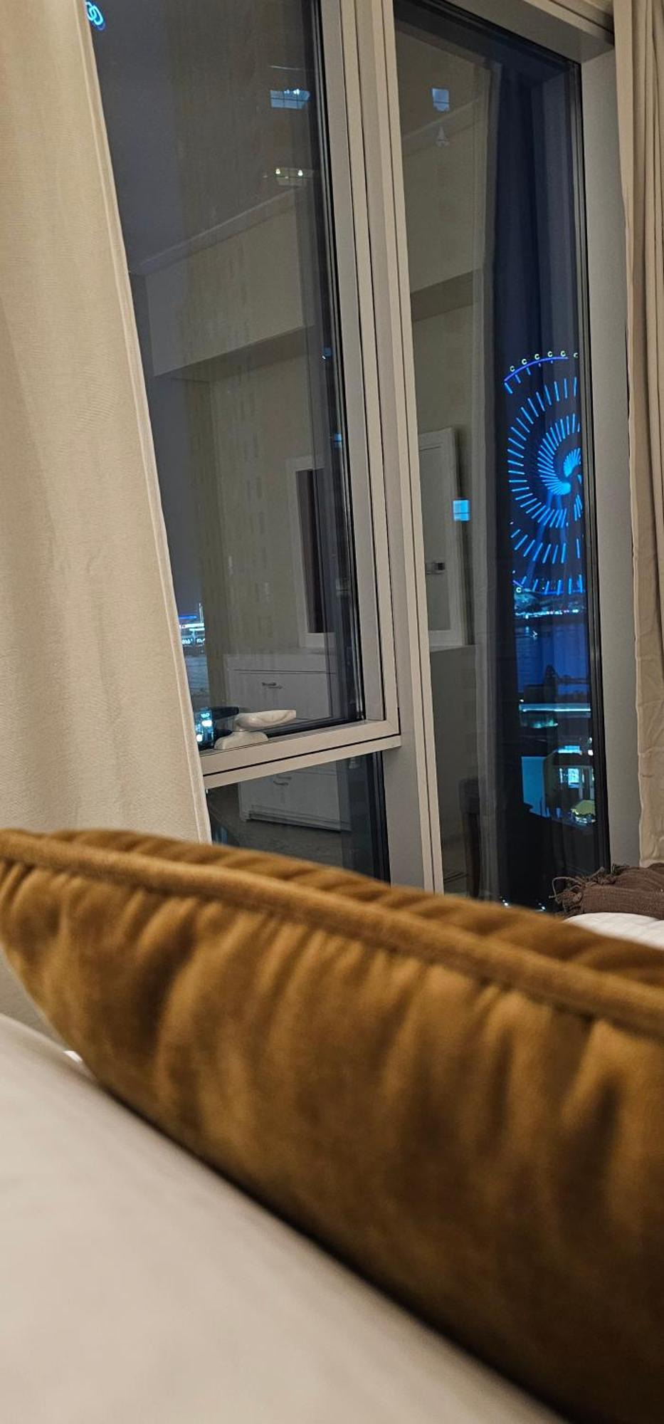 Luxurious Large 2br With Marina And Sea Views