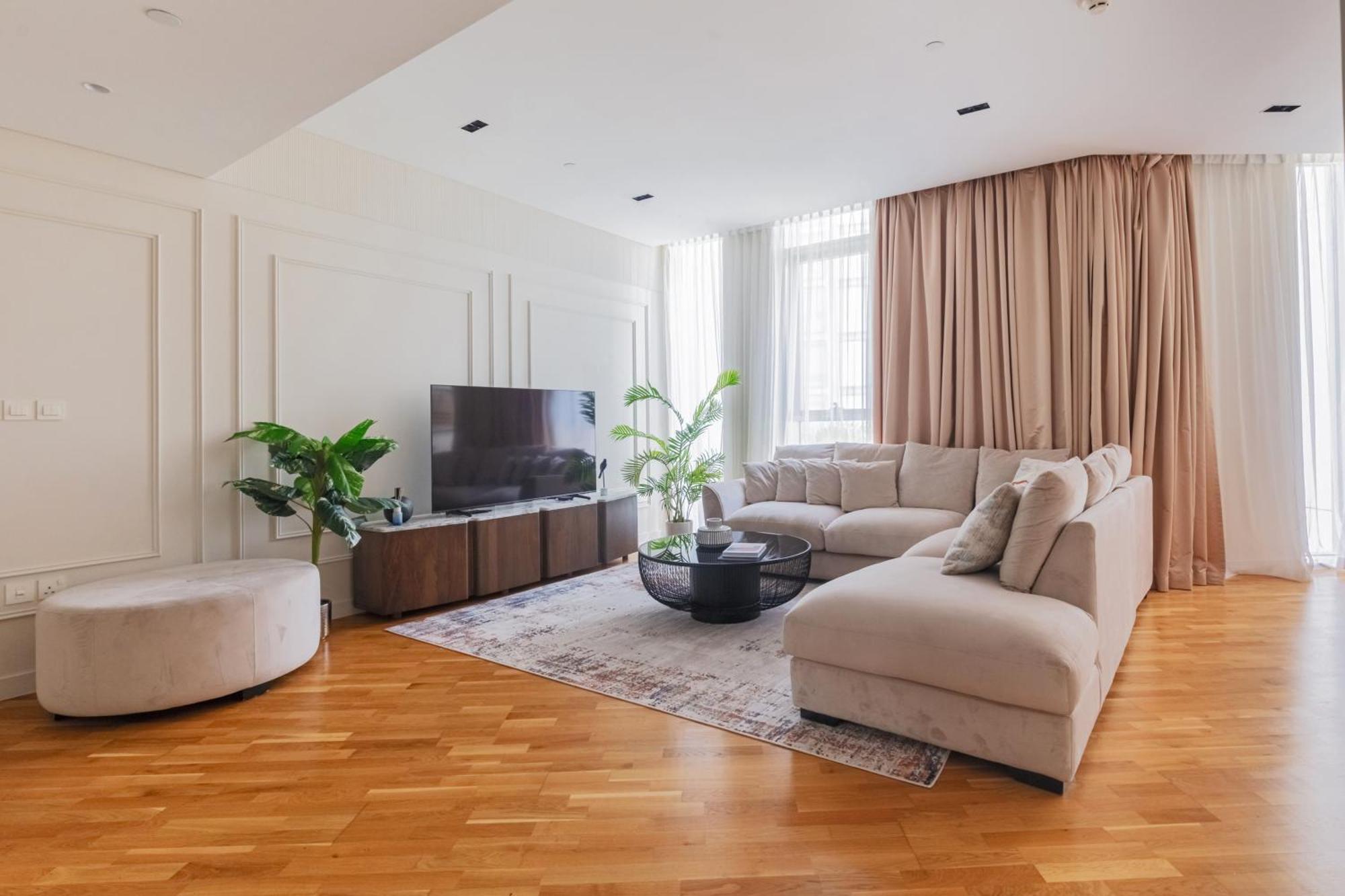 2bdr In Bluewaters Luxury Area Apartment