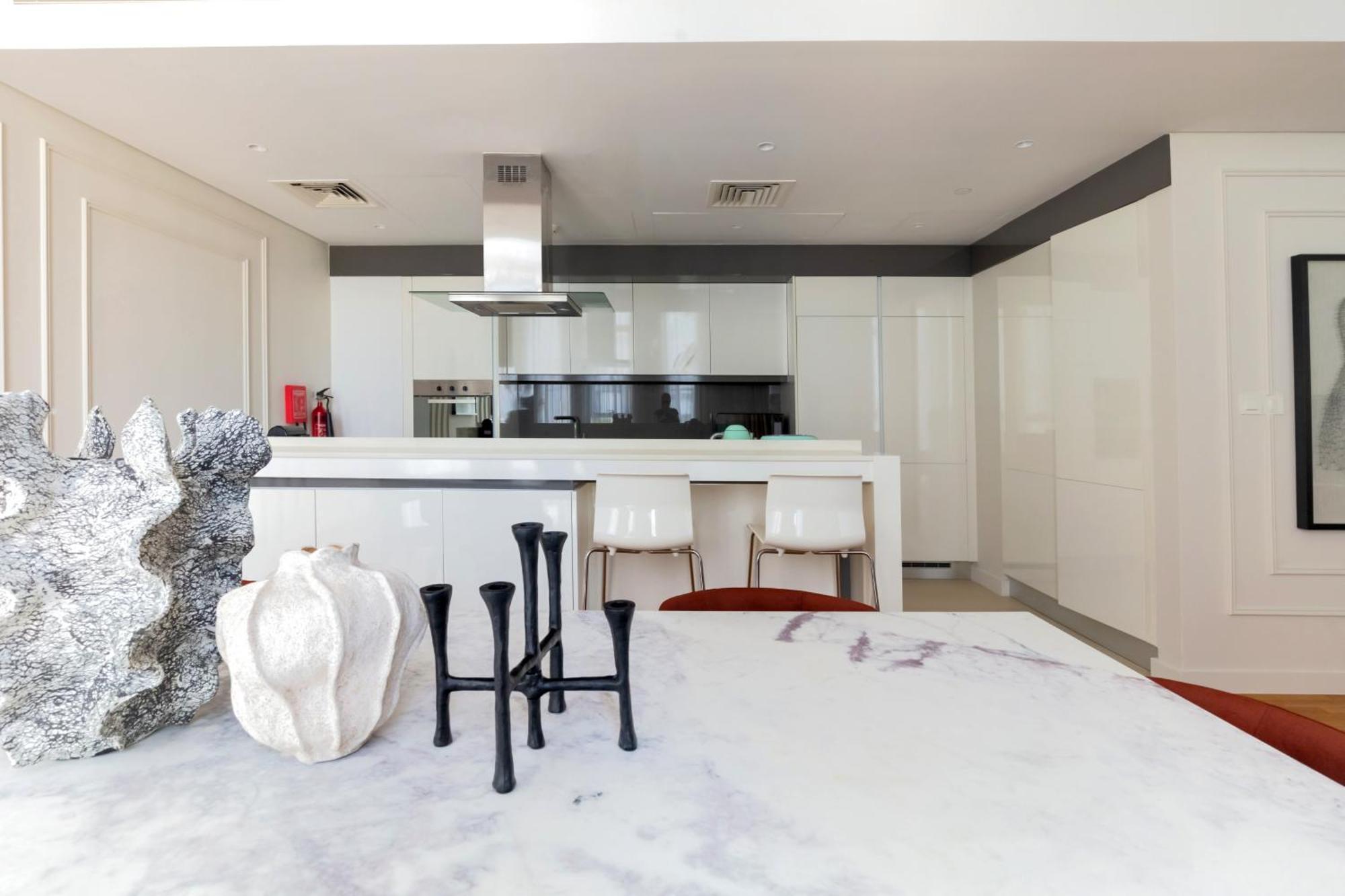 Apartment 2bdr In Bluewaters Luxury Area *