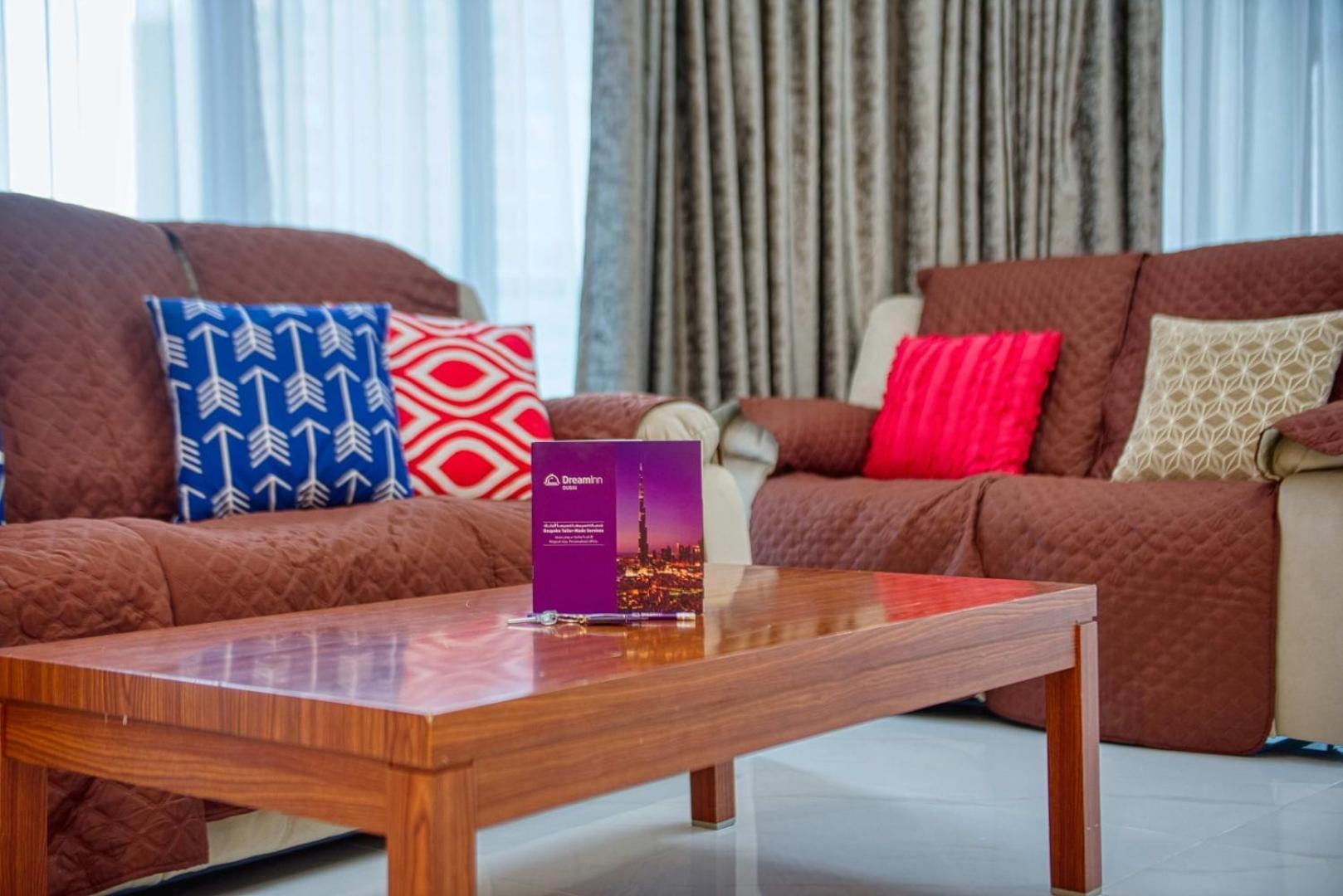 Dreaminn - 2br Spacious Marina Park With Balcony Dubai
