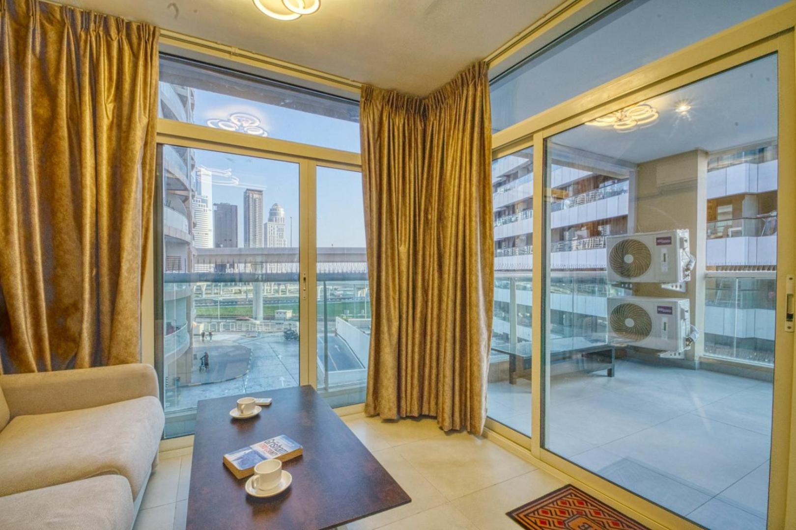 Apartment Dreaminn - 2br Spacious Marina Park With Balcony
