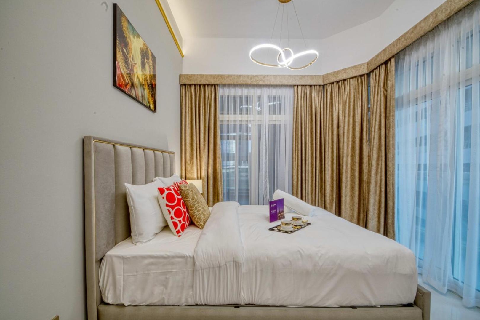 Dreaminn - 2br Spacious Marina Park With Balcony Apartment Dubai