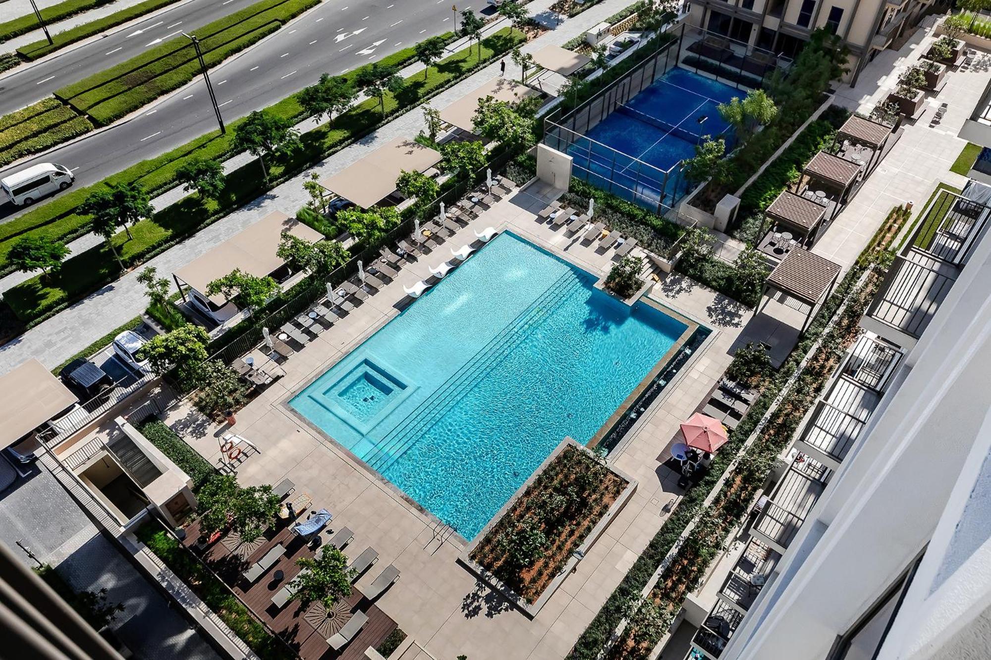 Deluxe 2br At Socio Hills Estate Apartment Dubai