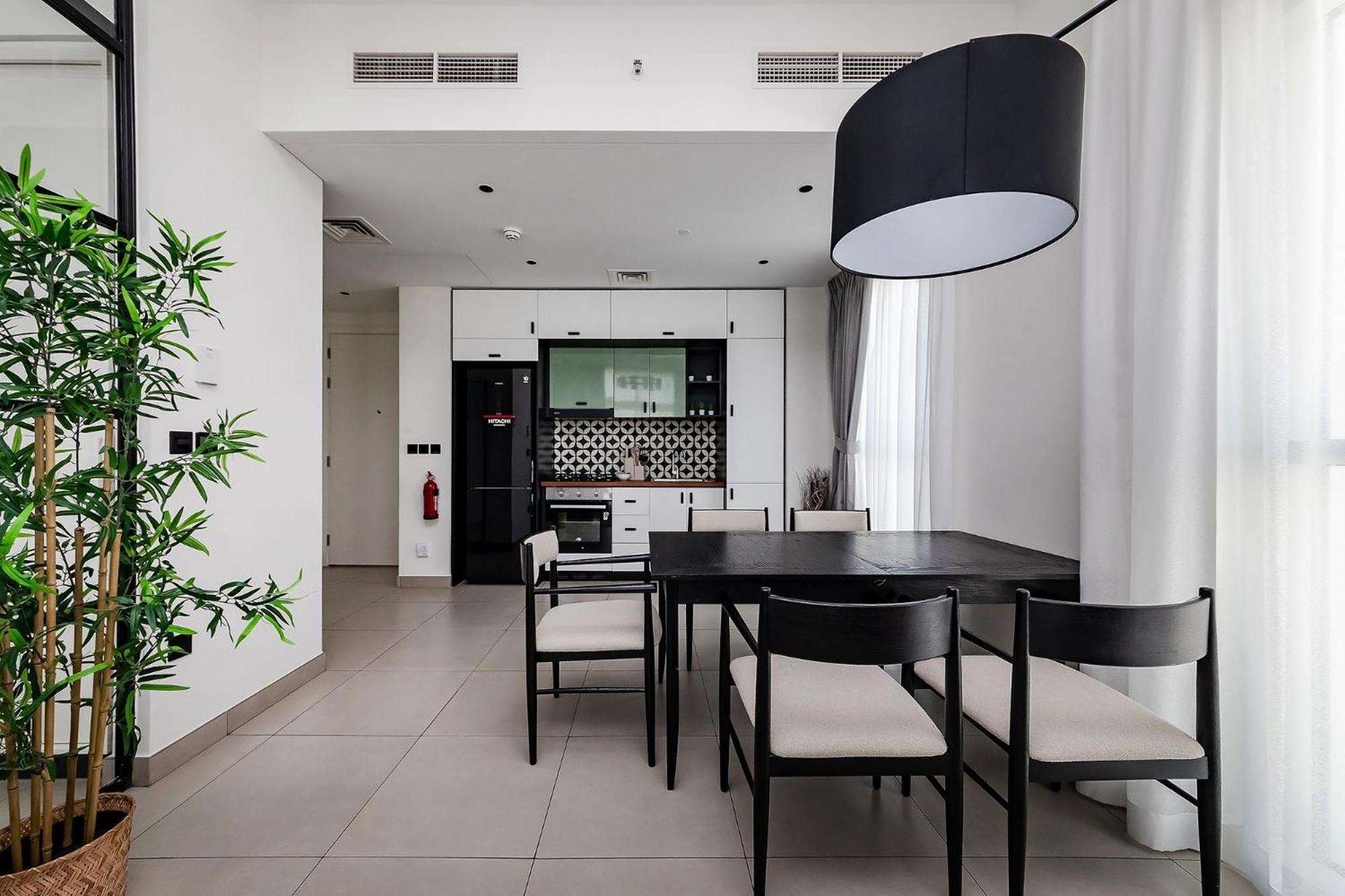 Apartment Deluxe 2br At Socio Hills Estate