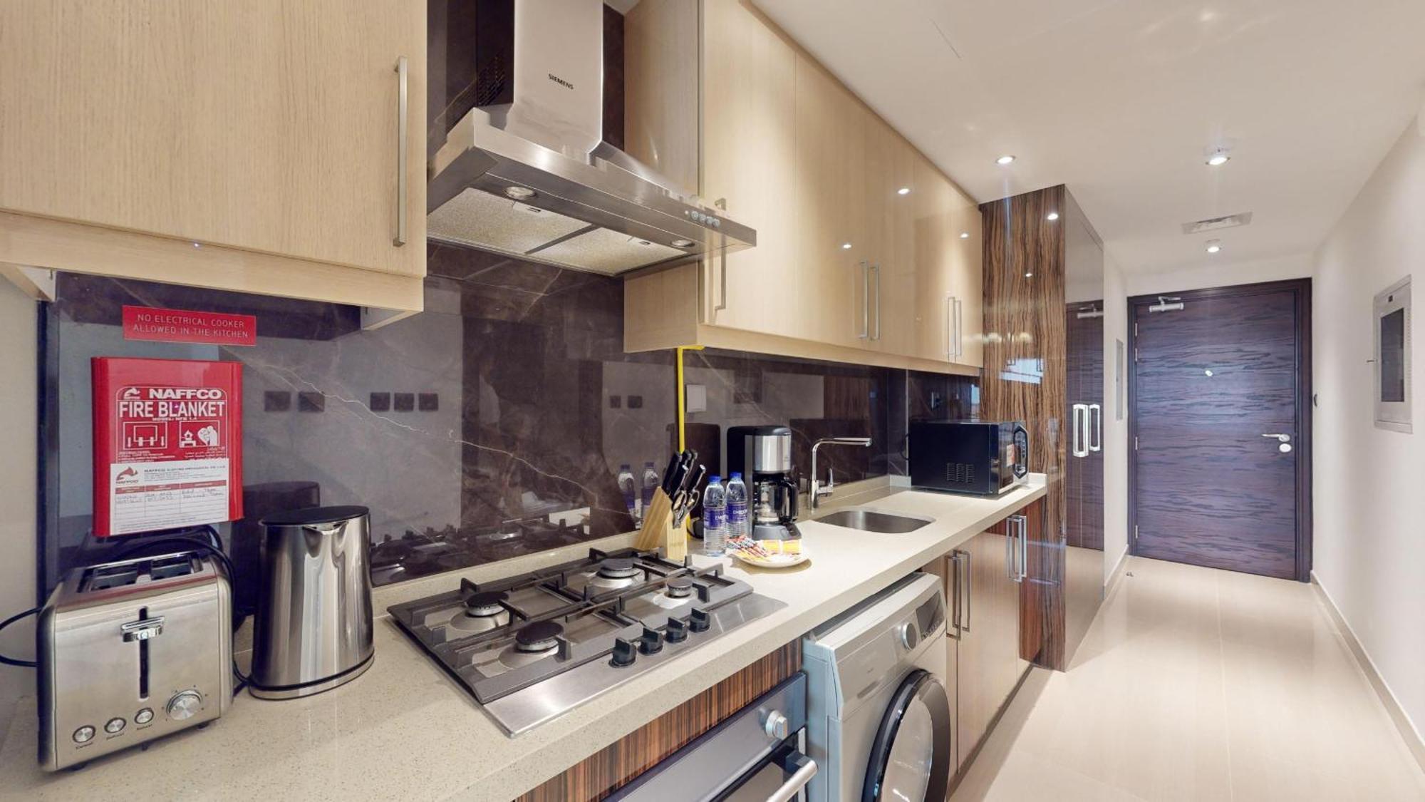 Primestay- Elegant With Canal View - Elite Downtown * Dubai