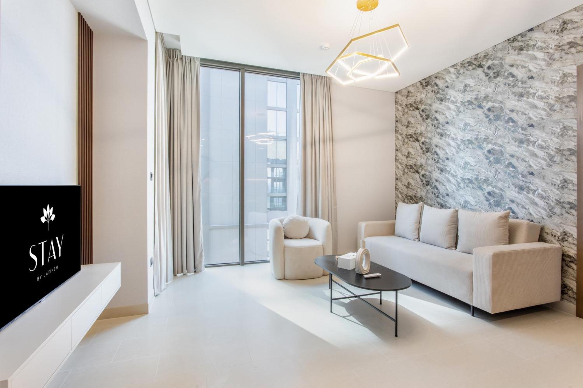 By Latinem Luxury 2br Cv A2713 Near Mall Apartment