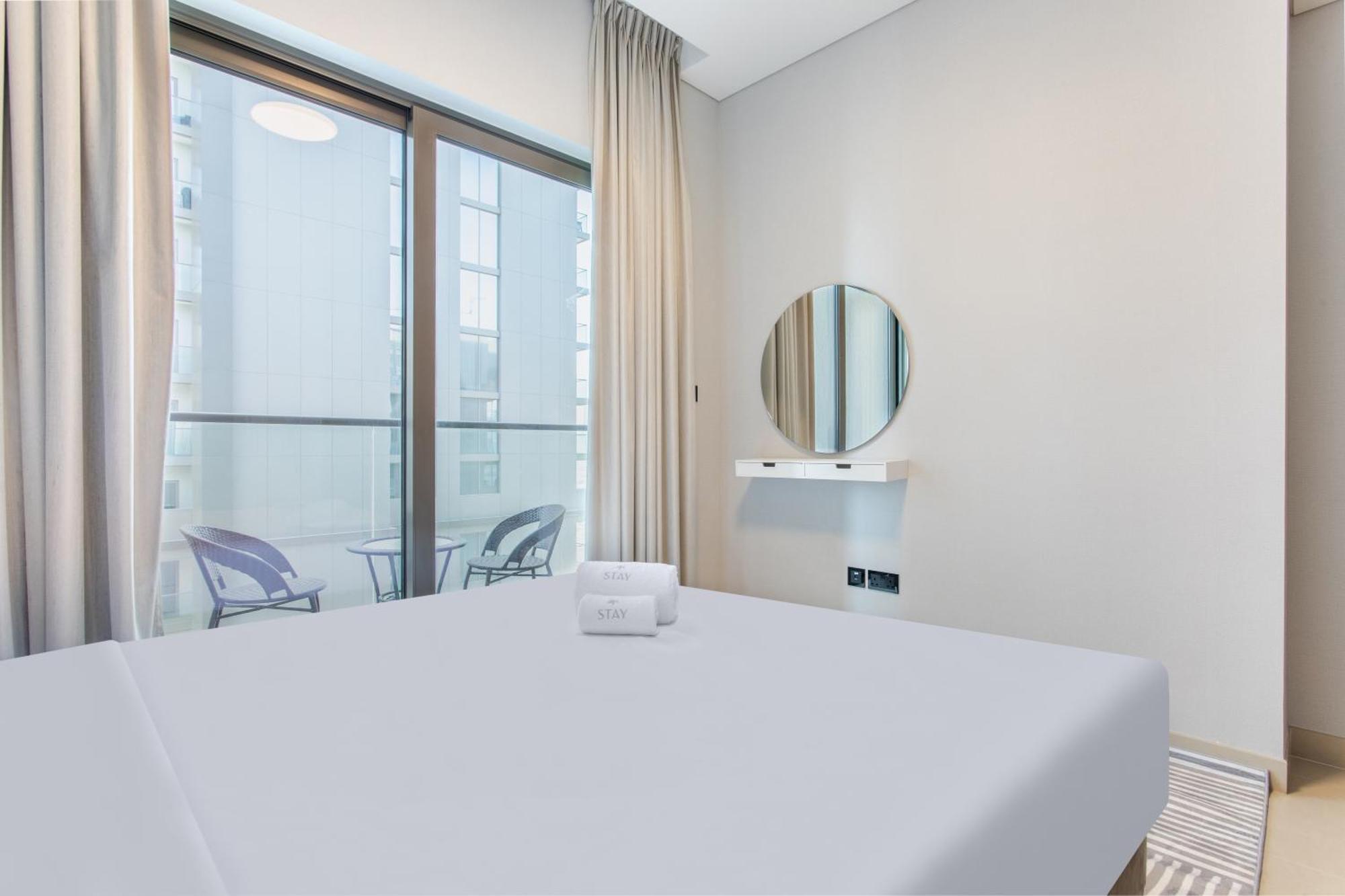 By Latinem Luxury 2br Cv A2713 Near Mall Apartment