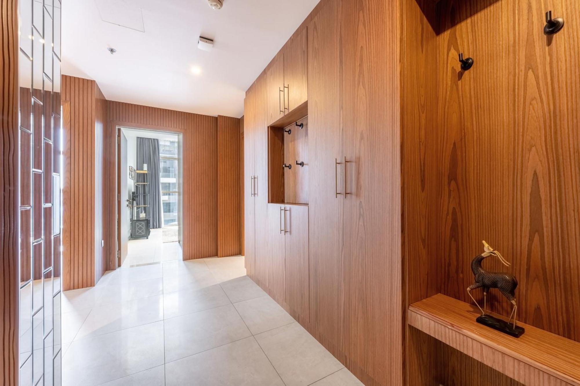 Exclusive Marina - Posh 3br With Stunning Views Dubai