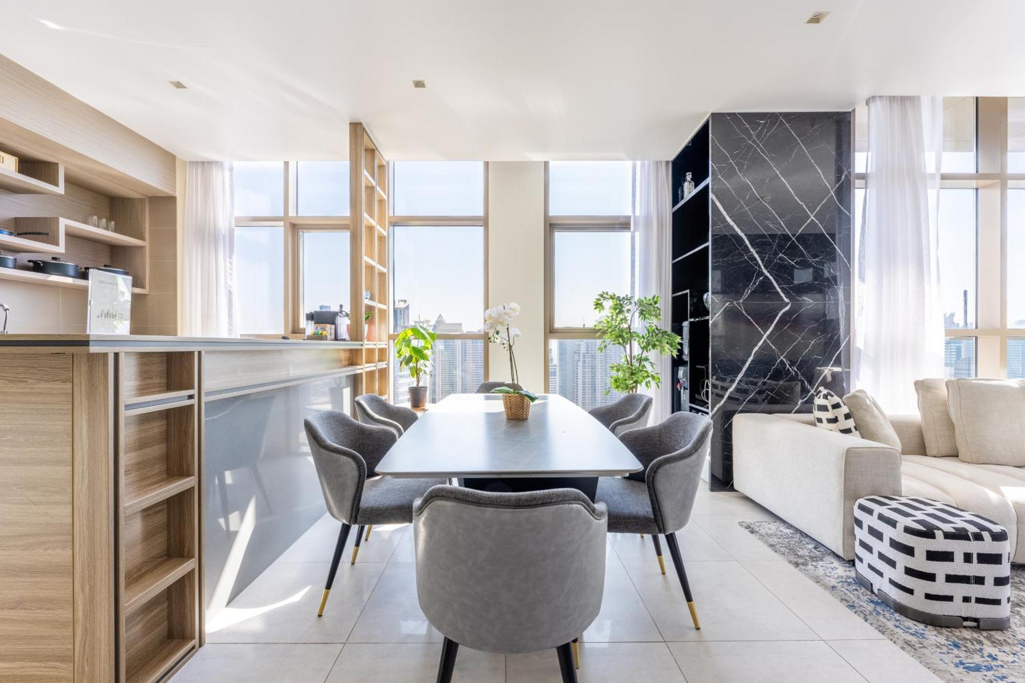 Exclusive Marina - Posh 3br With Stunning Views Dubai