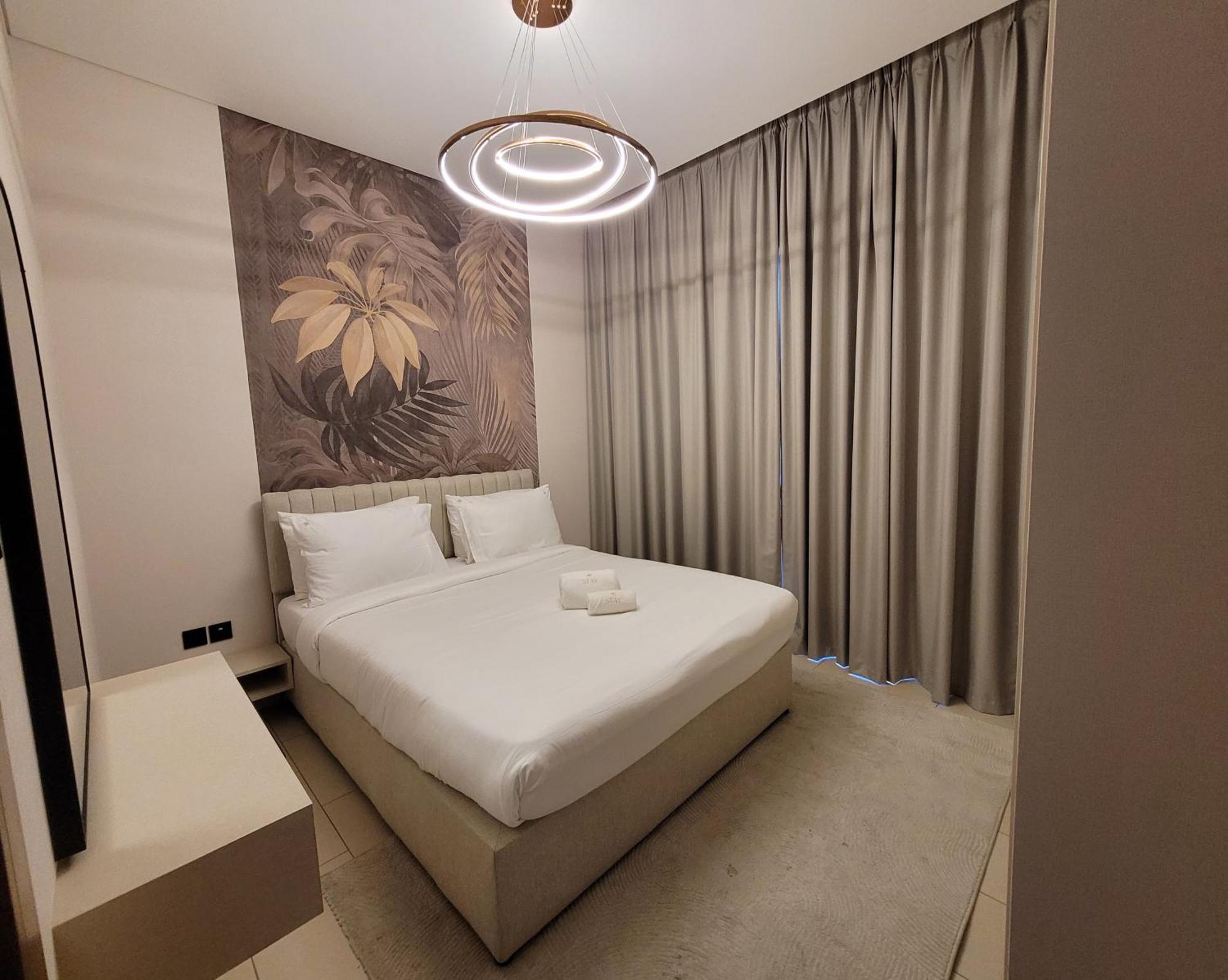 Apartment Modern Fully Furnished 1br Creek Vista Reserve Dubai