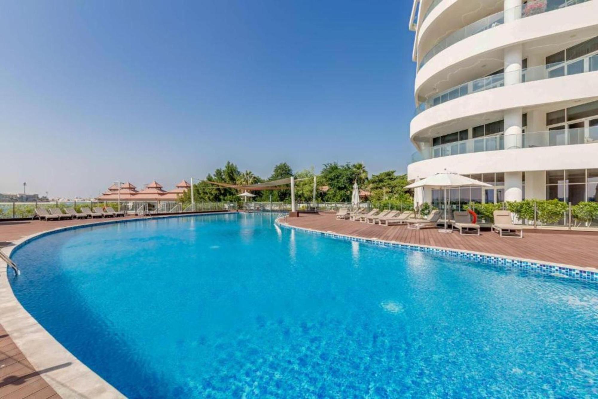 Lux Mina 1 Bhk In Palm Jumeirah With Sea View And Private Beach Apartment *